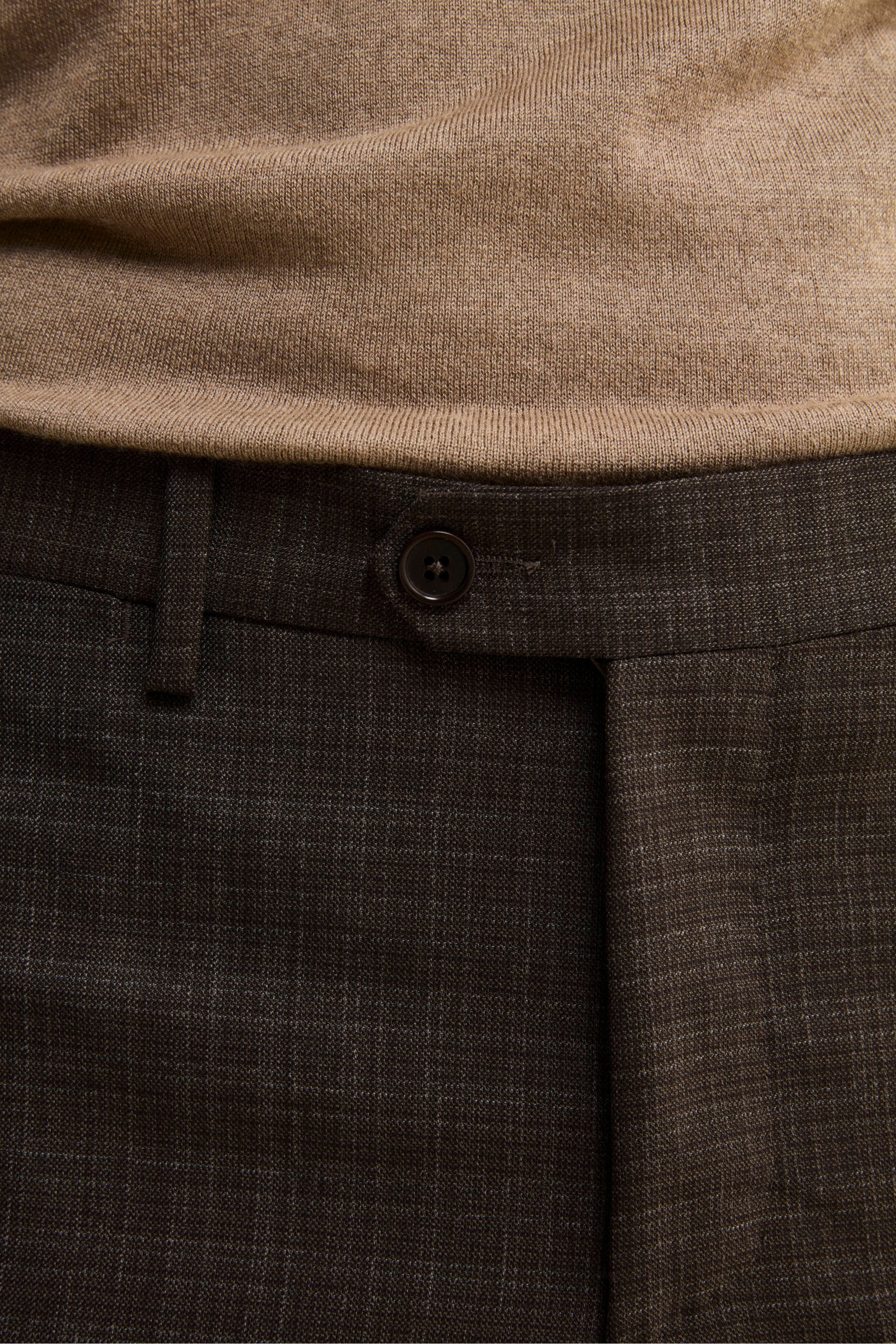 Single-Breasted Checked Comfort Fit Suit in Virgin Wool - Brown pattern