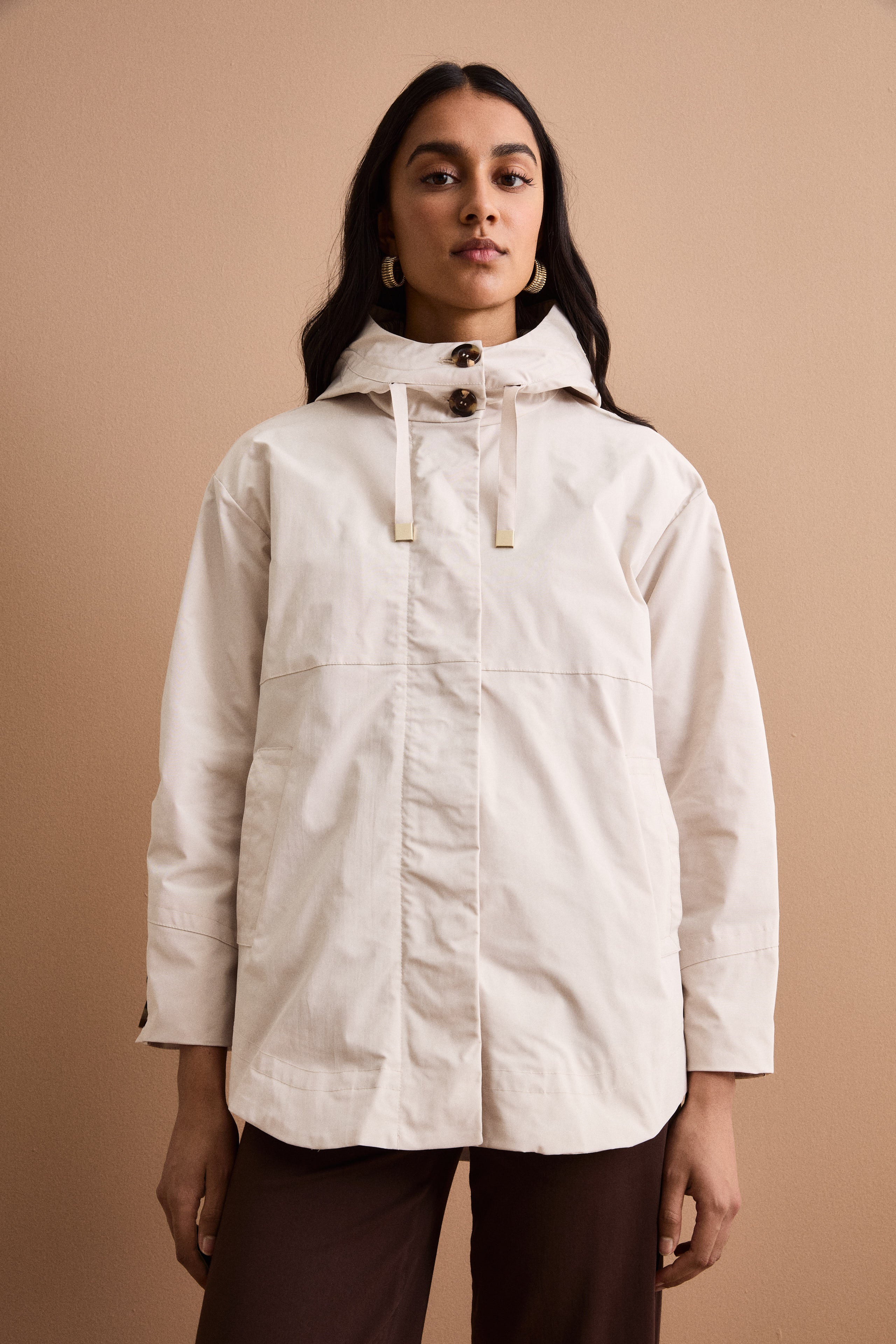 Oversize-Jacke mit Kapuze und Seitentaschen - Elfenbein