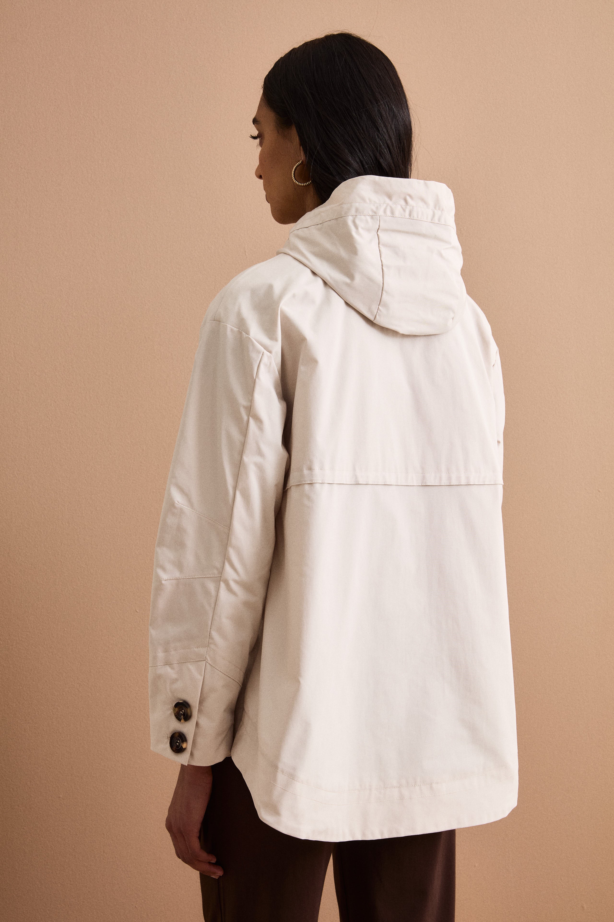 Oversize-Jacke mit Kapuze und Seitentaschen - Elfenbein