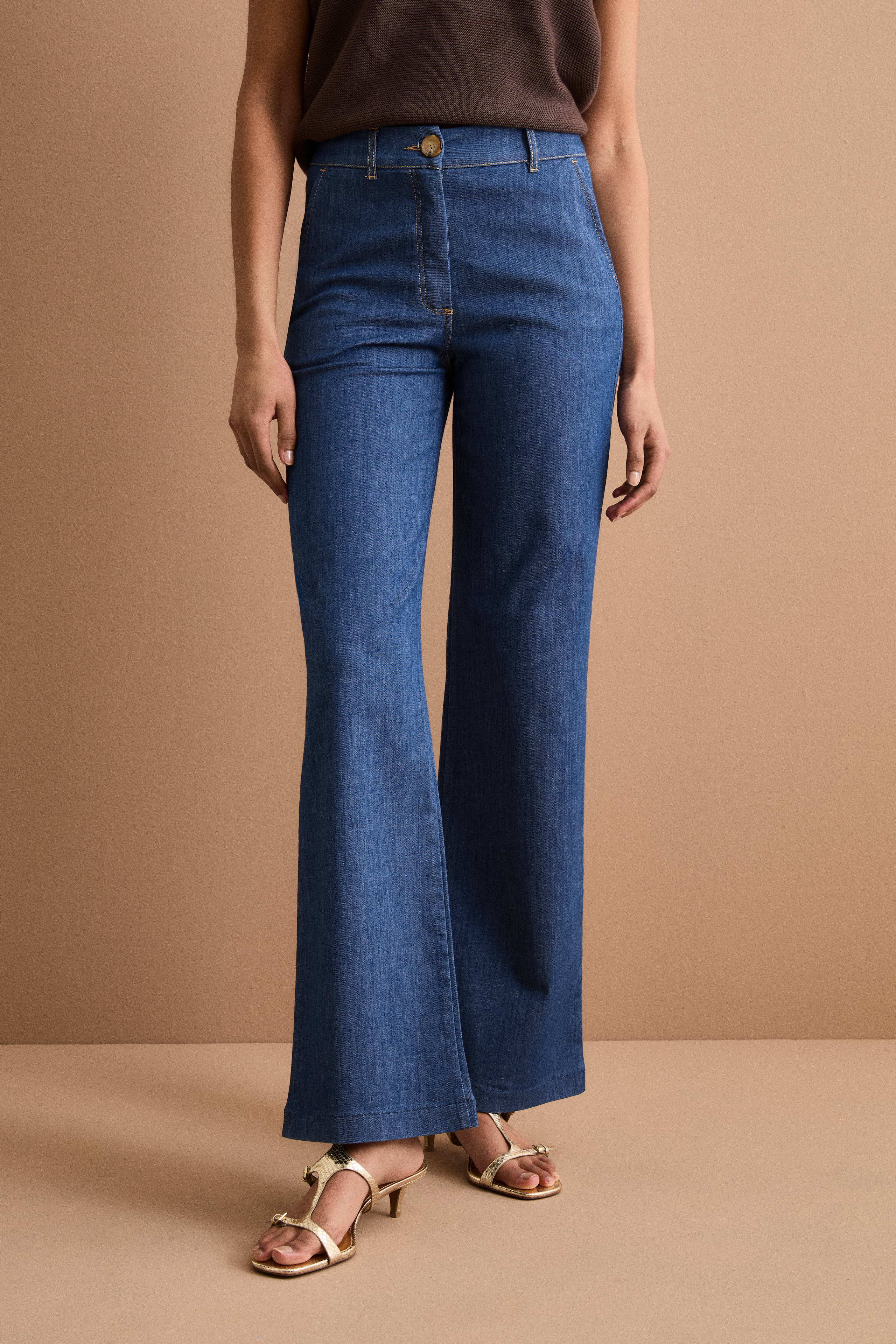 Straight-Leg-Denimhose aus Baumwollmischung - DENIM