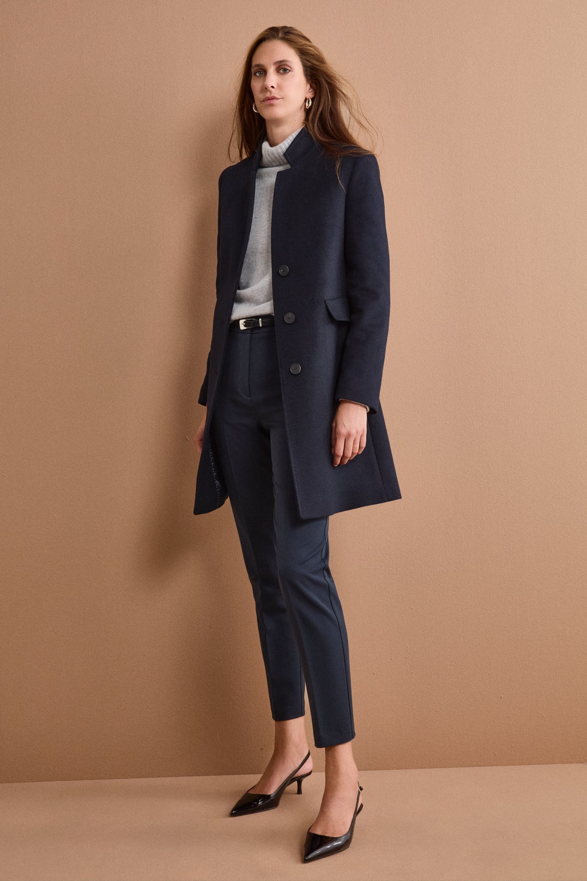 Fitted Midi Coat in Wool and Cashmere Blend - BLUE