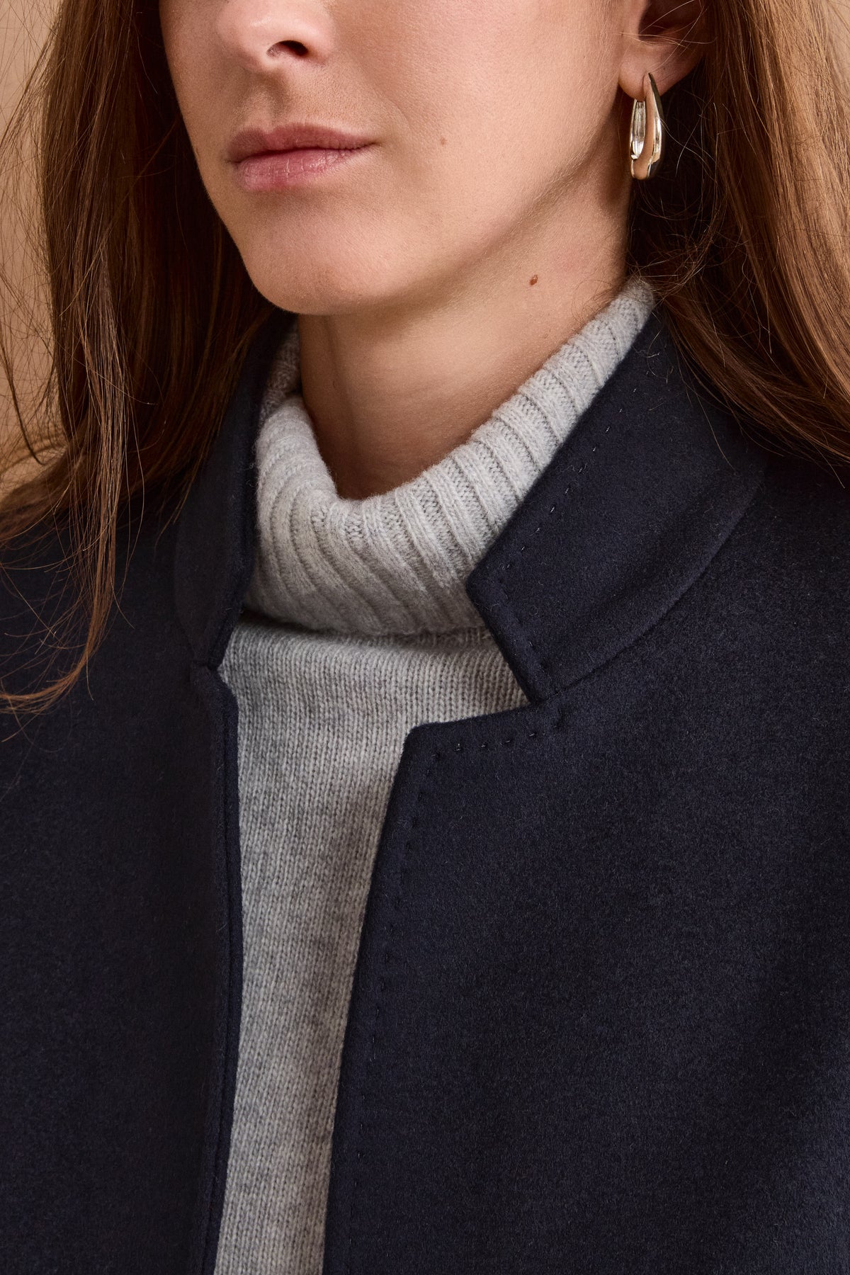 Fitted Midi Coat in Wool and Cashmere Blend - BLUE