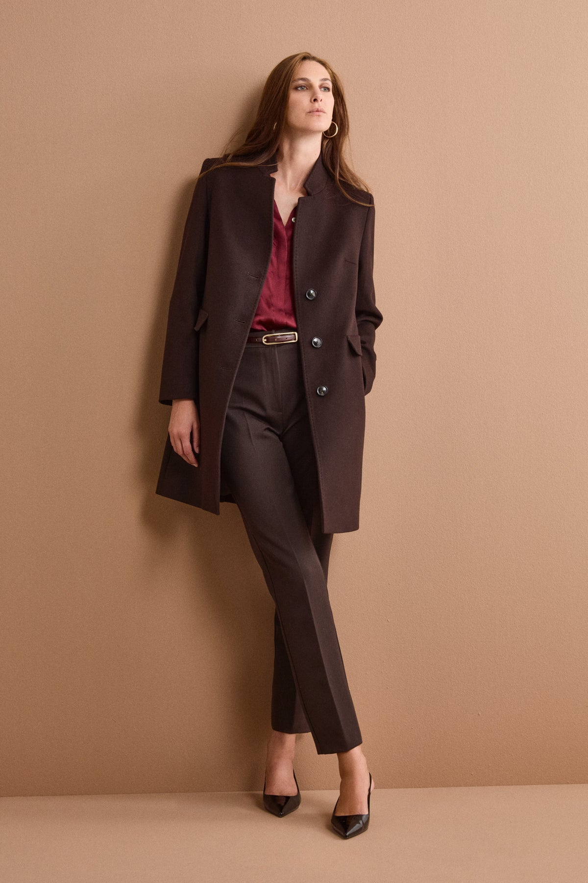 Fitted Midi Coat in Wool and Cashmere Blend - Dark brown