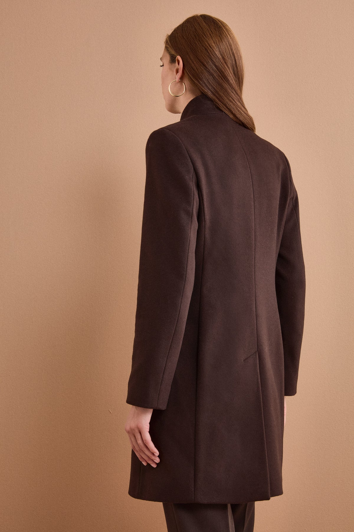 Fitted Midi Coat in Wool and Cashmere Blend - Dark brown