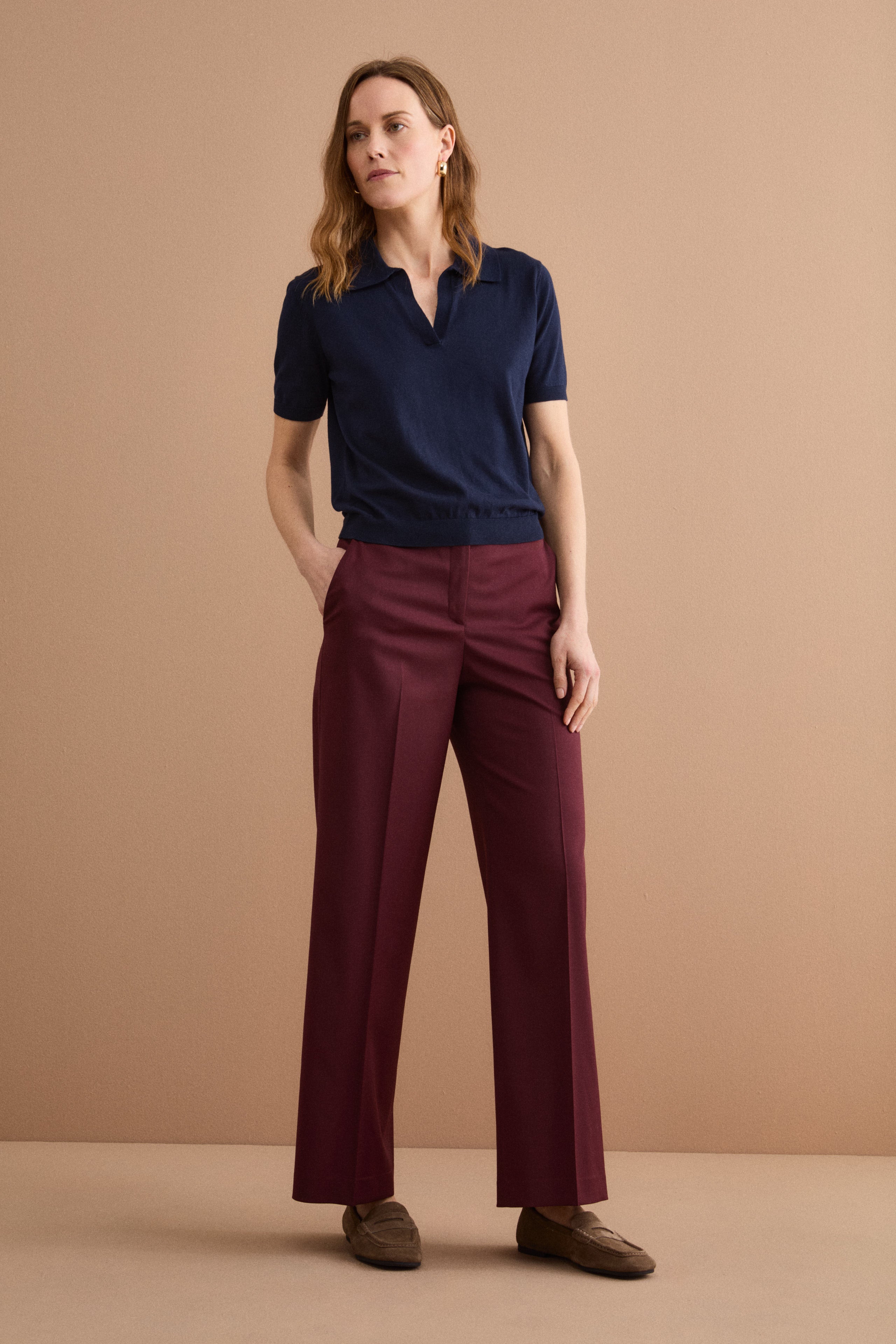 Elegant Wide-Leg Virgin Wool Trousers - Burgundy