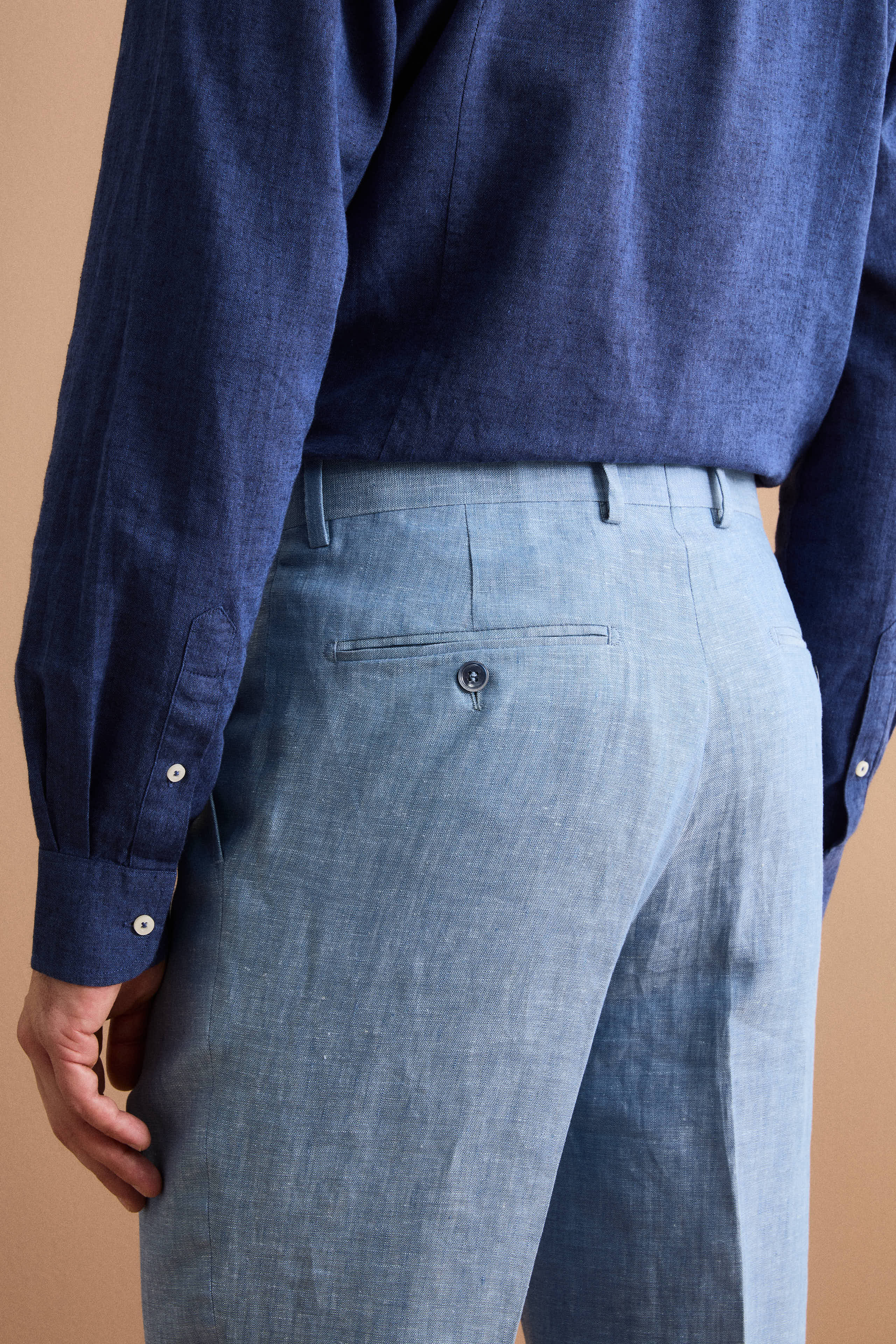 Slim Fit Zweireihiger Anzug aus Meliertem Leinen - Hellblau