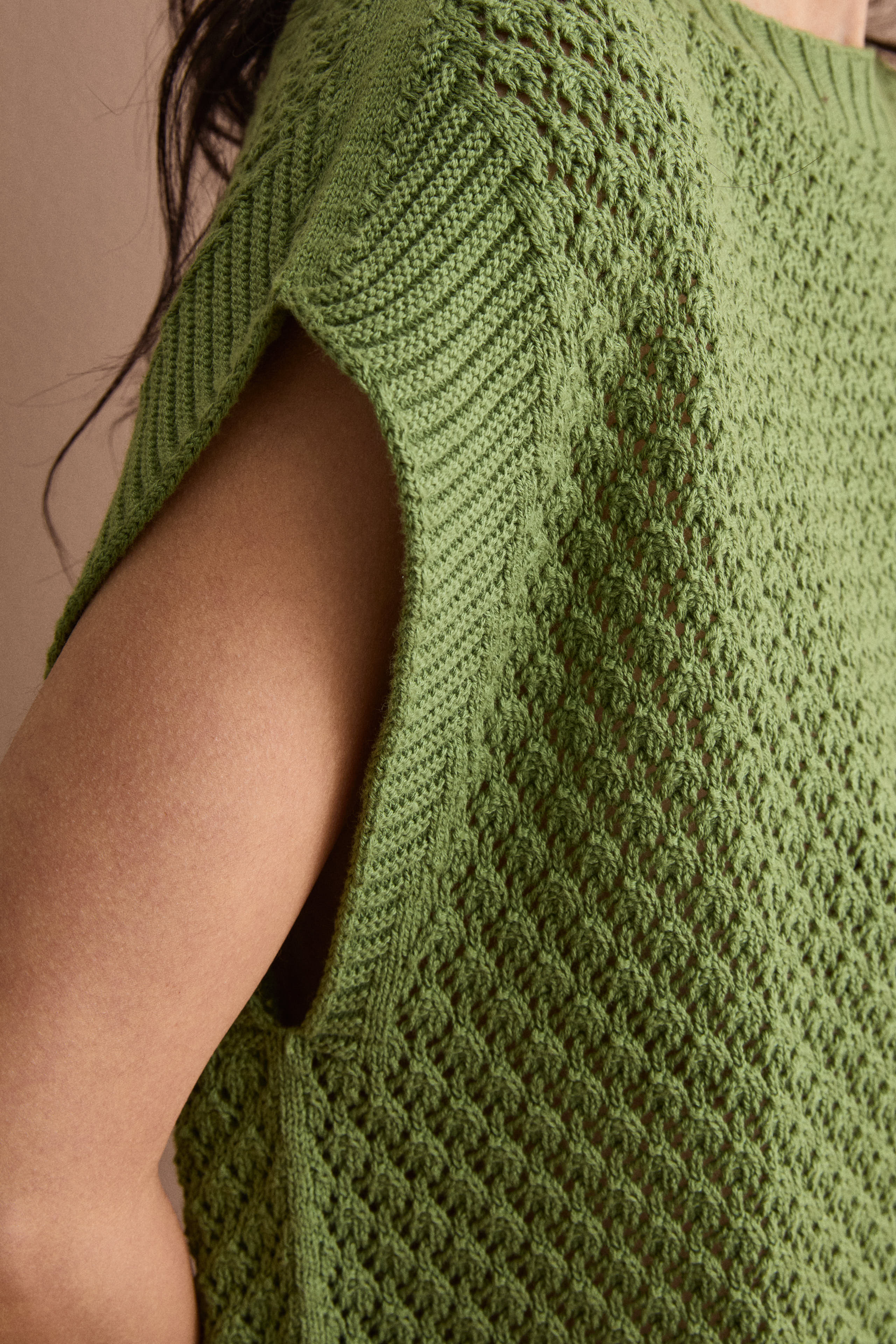 Gilet Over Traforato con Scollo Barchetta - SALVIA