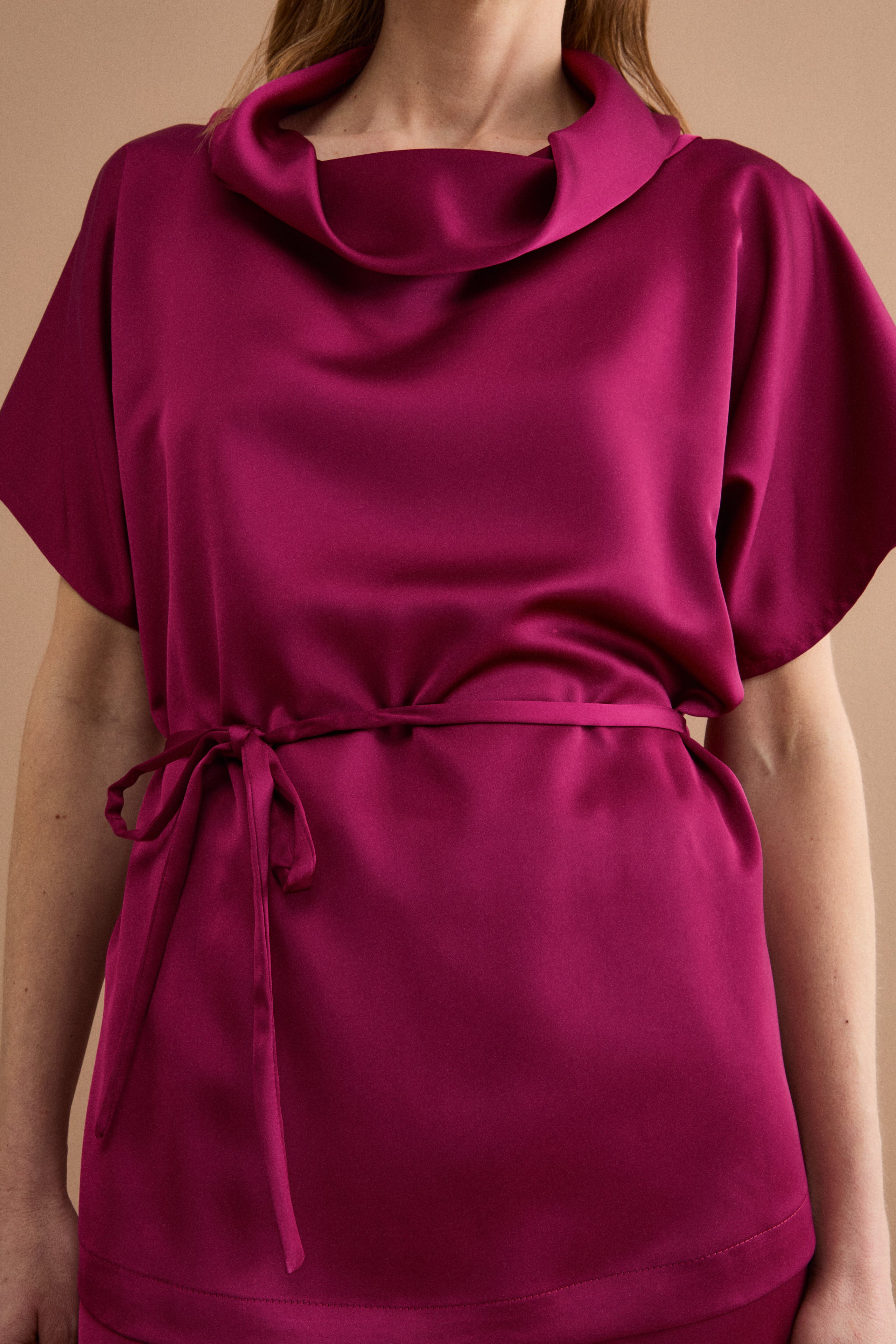 Elegantes drapiertes Top mit Tunnelzug - MAGENTA