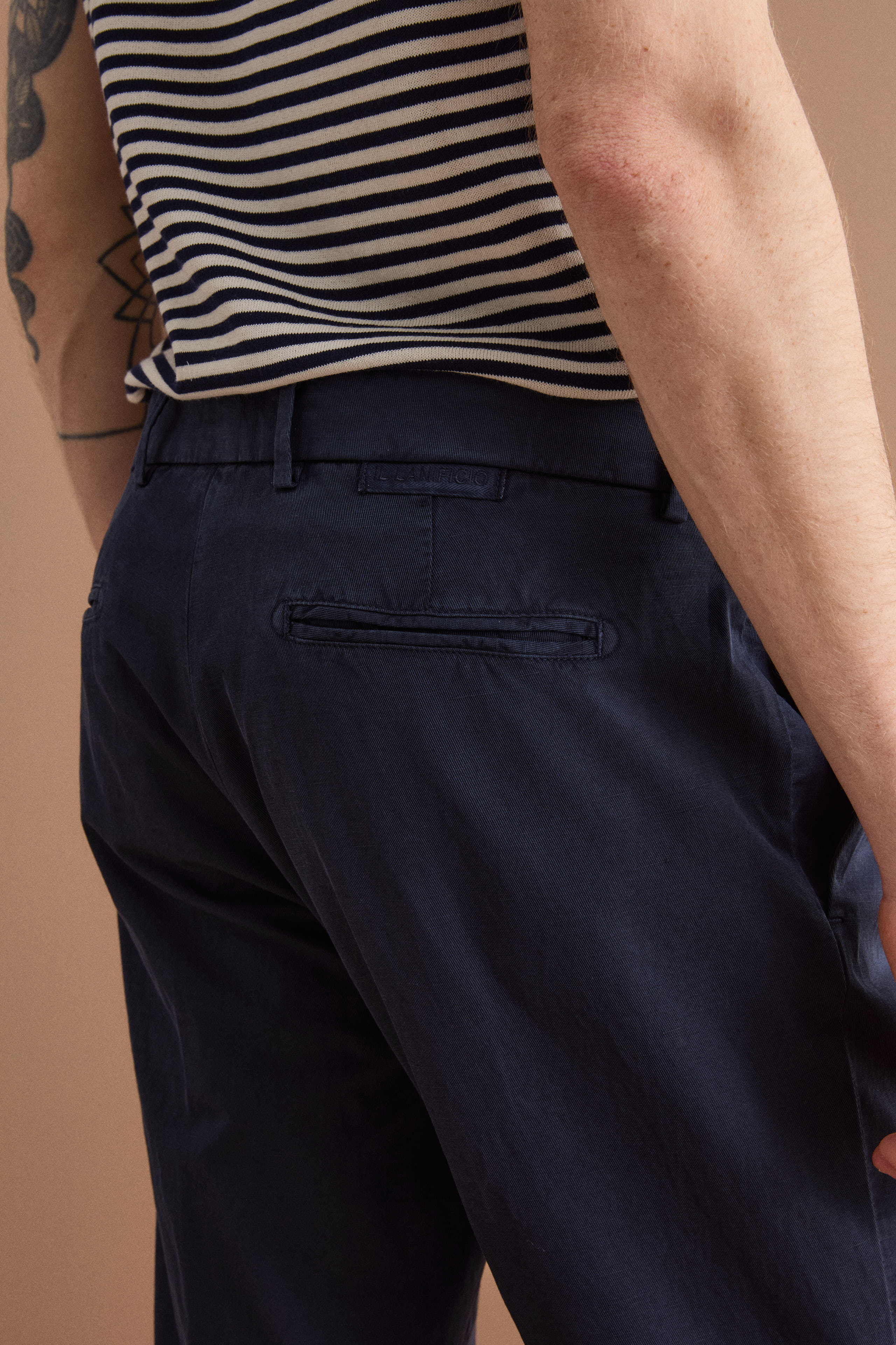 Carrot-Hose aus Leinenmischung mit Bundfalten und Umschlag - BLAU