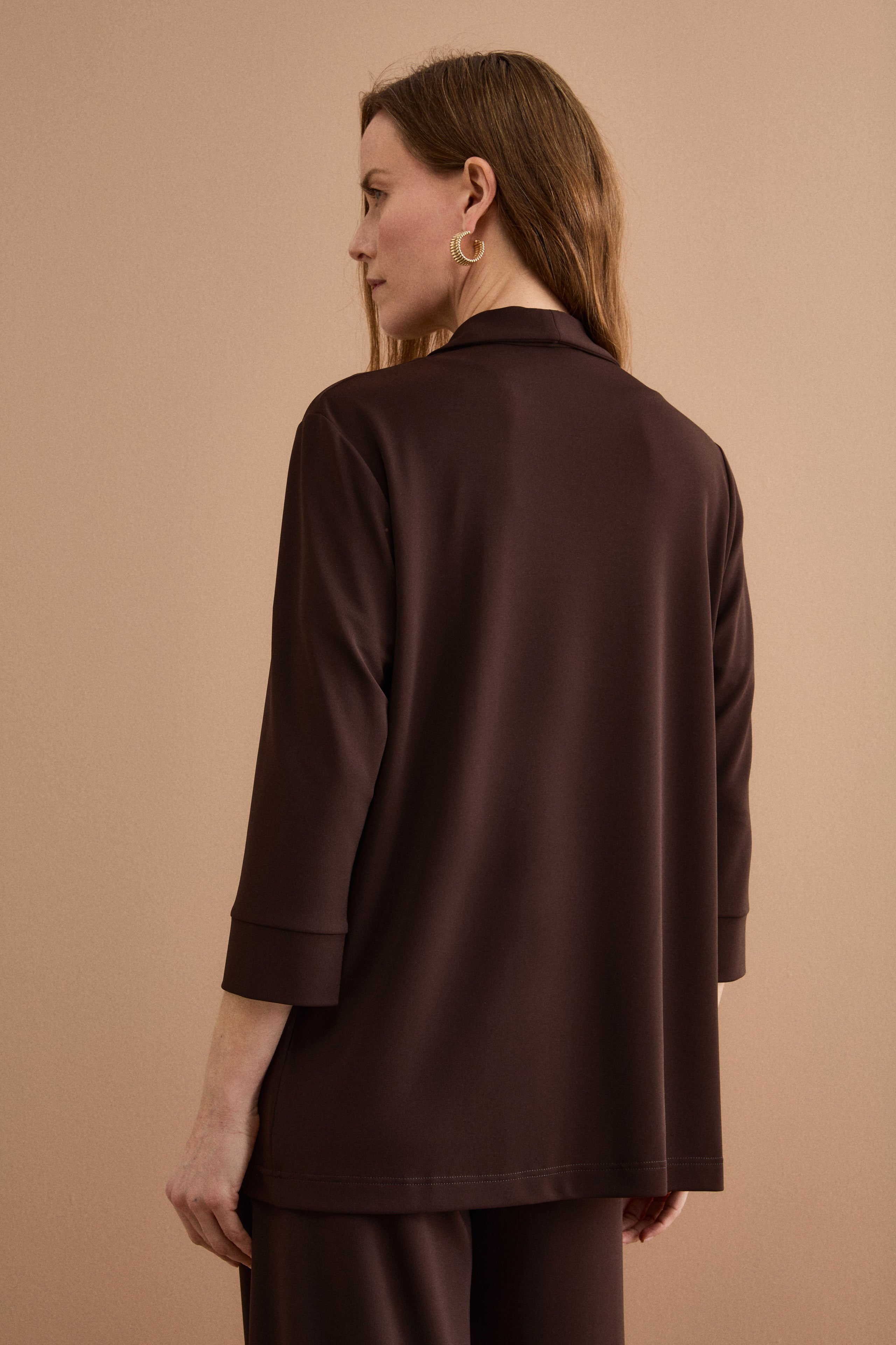 Elegante Strickjacke aus Jersey-Crêpe - -