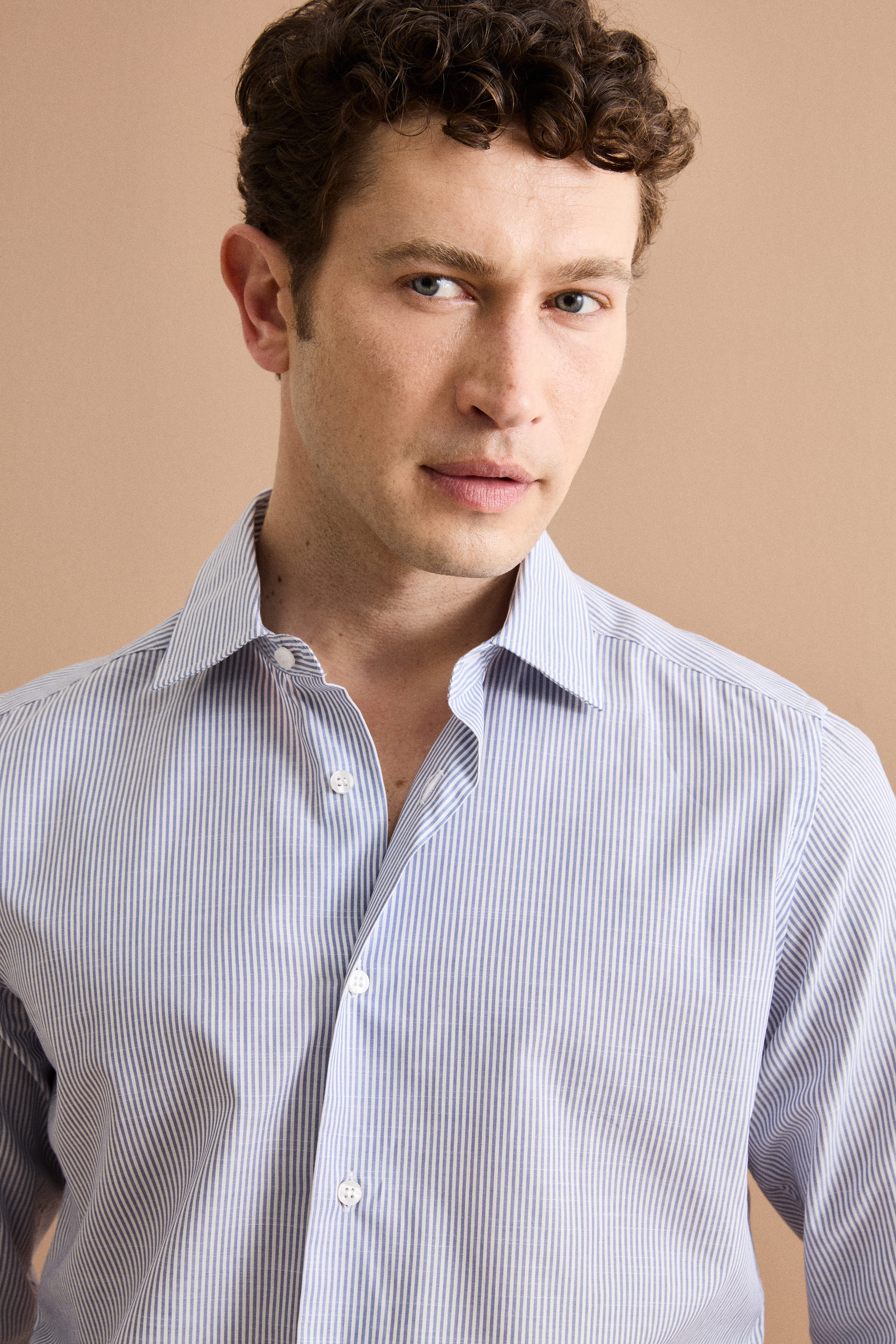 Slim Fit Baumwollhemd mit Klassischem Kragen - -