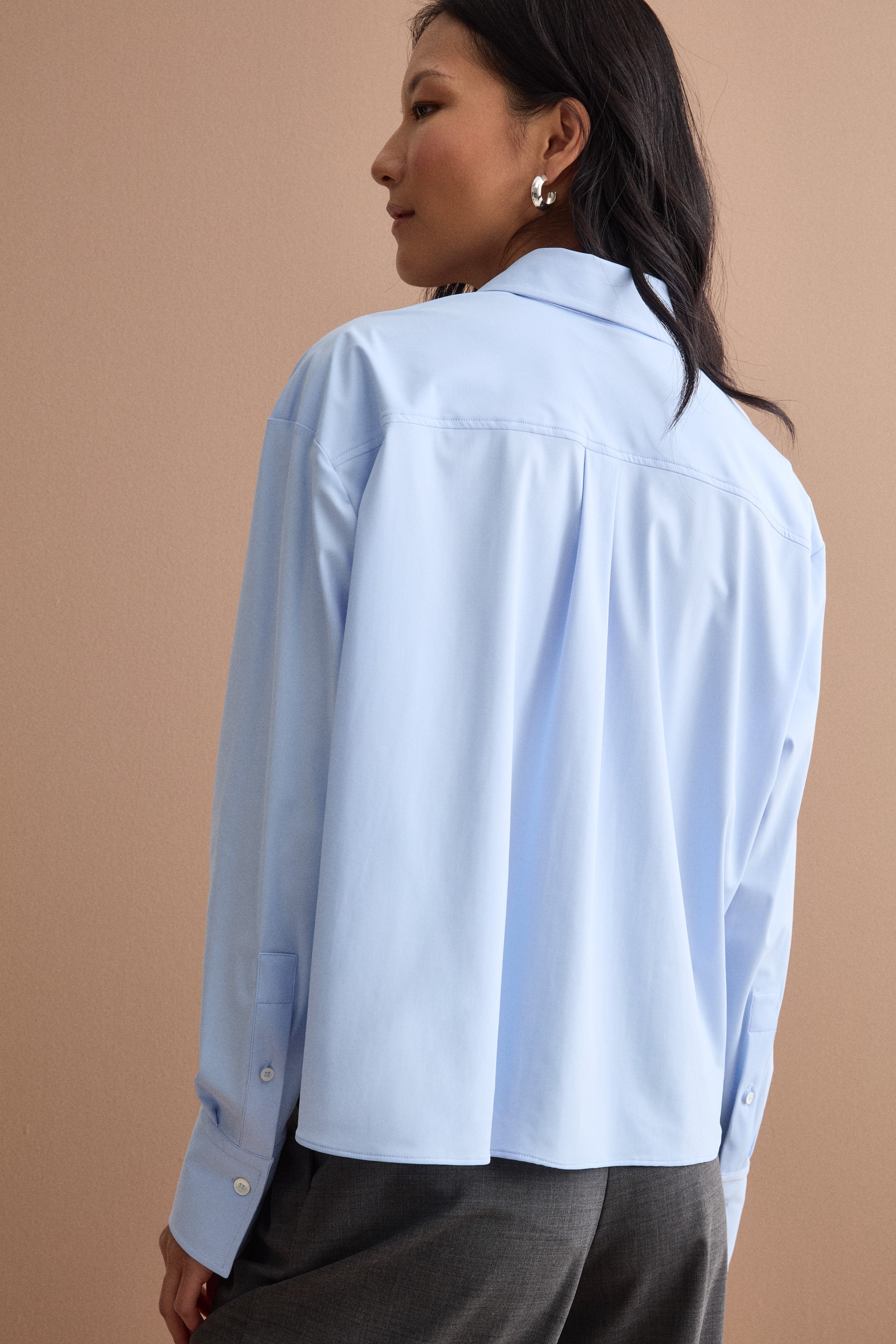 Oversize-Hemd aus technischem Stoff mit Brusttasche - Hellblau