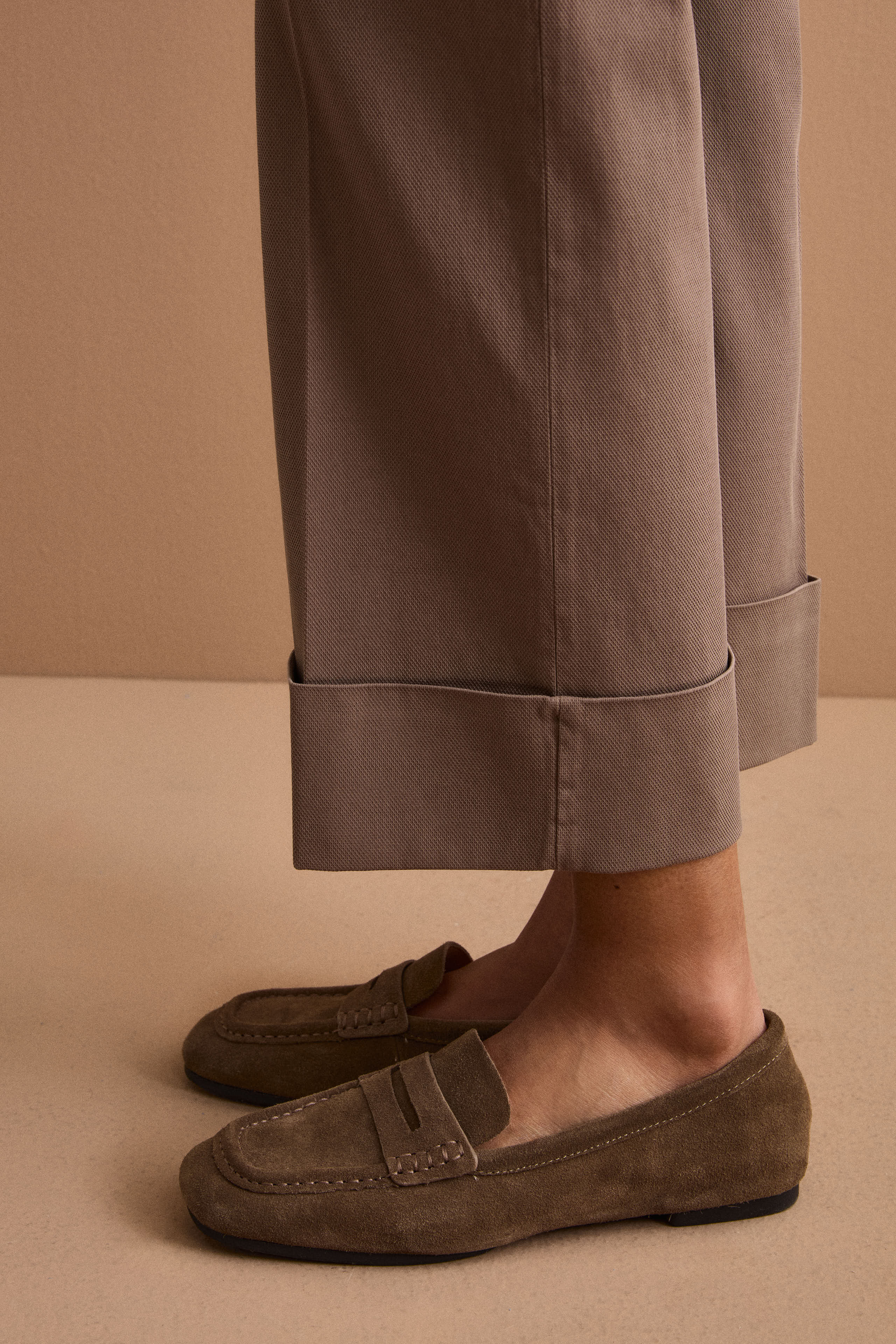 Straight-Leg-Hose mit Aufschlag aus Baumwollmischung-Piqué - KAFFEE