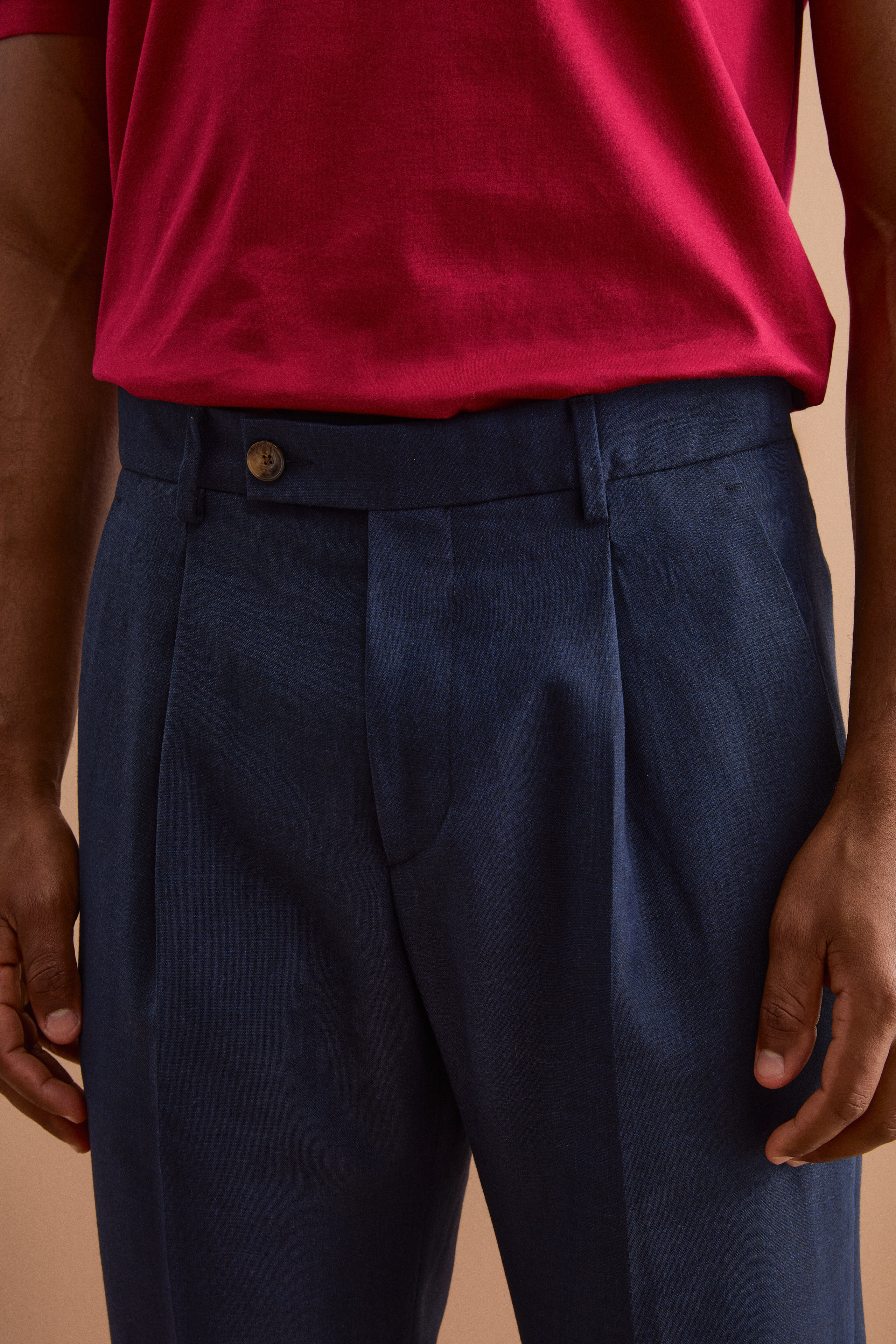 Slim-Fit-Hose aus Wollmischung mit Bundfalten und Umschlag am Saum - BLAU