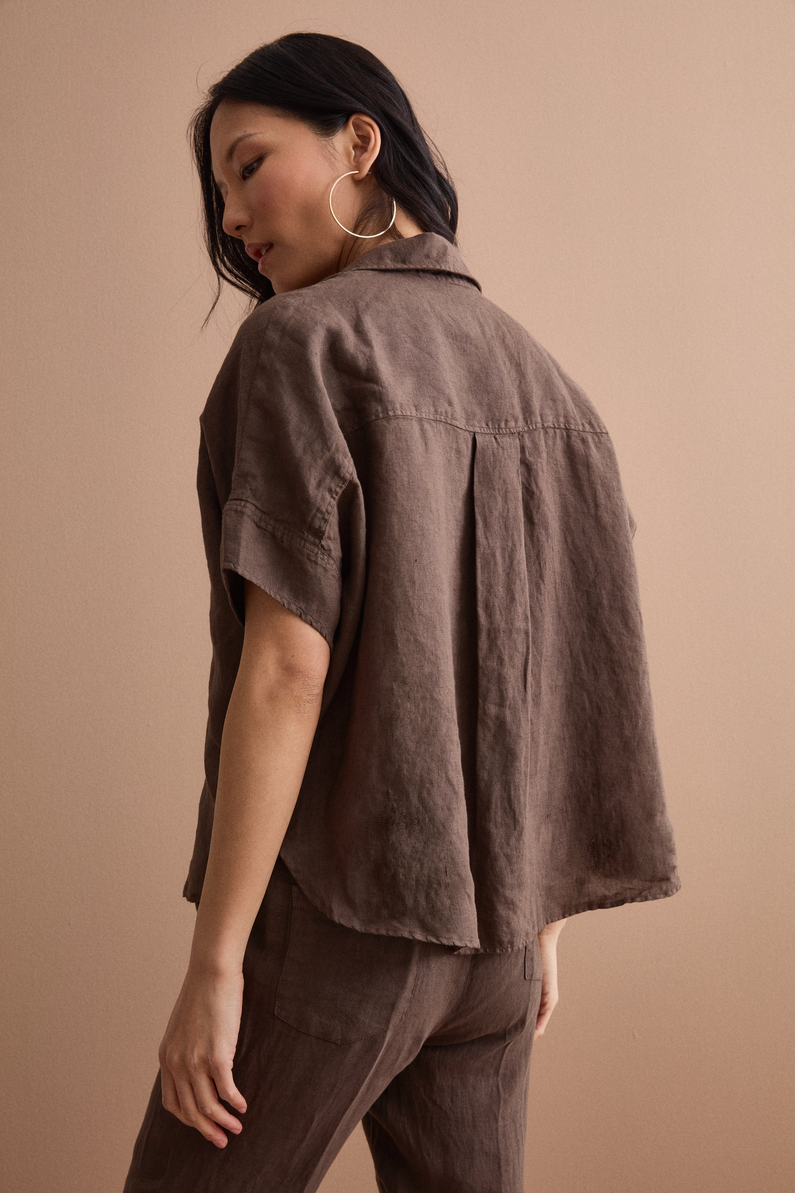 Polo oversize en lin avec poche poitrine - Marron foncé