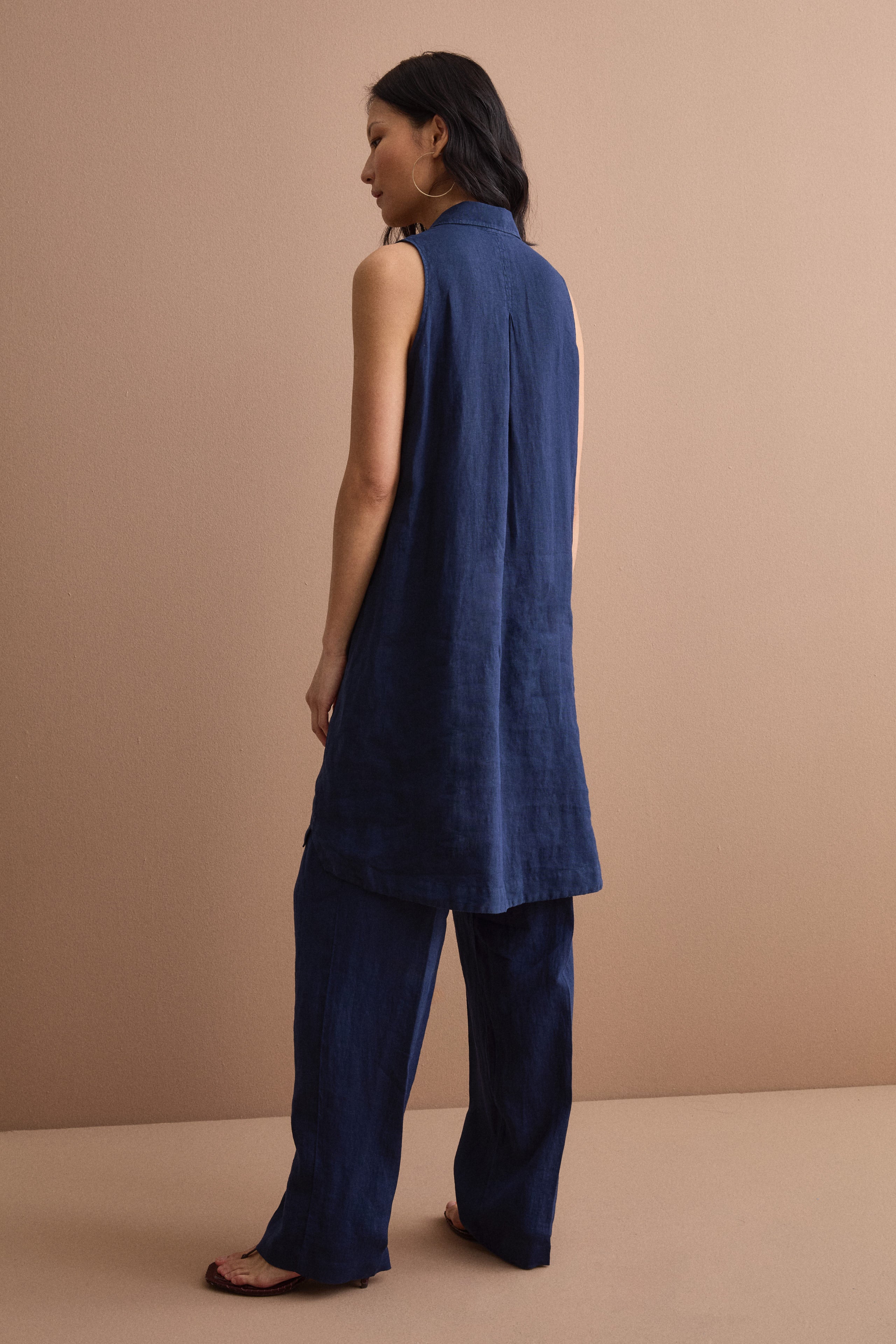 Sleeveless Midi Shirt Dress in Linen - Navy blue