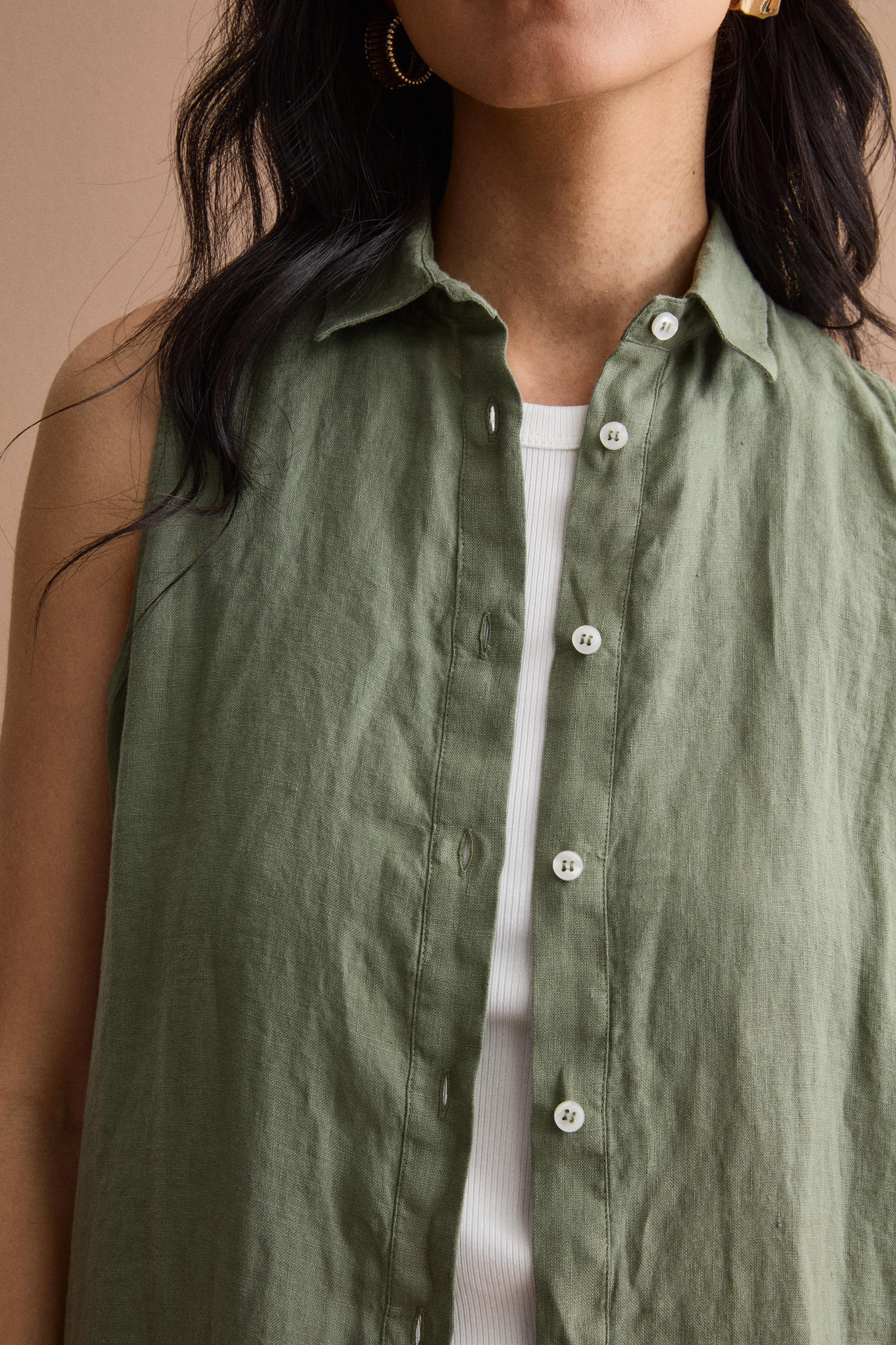 Sleeveless Midi Shirt Dress in Linen - Military green
