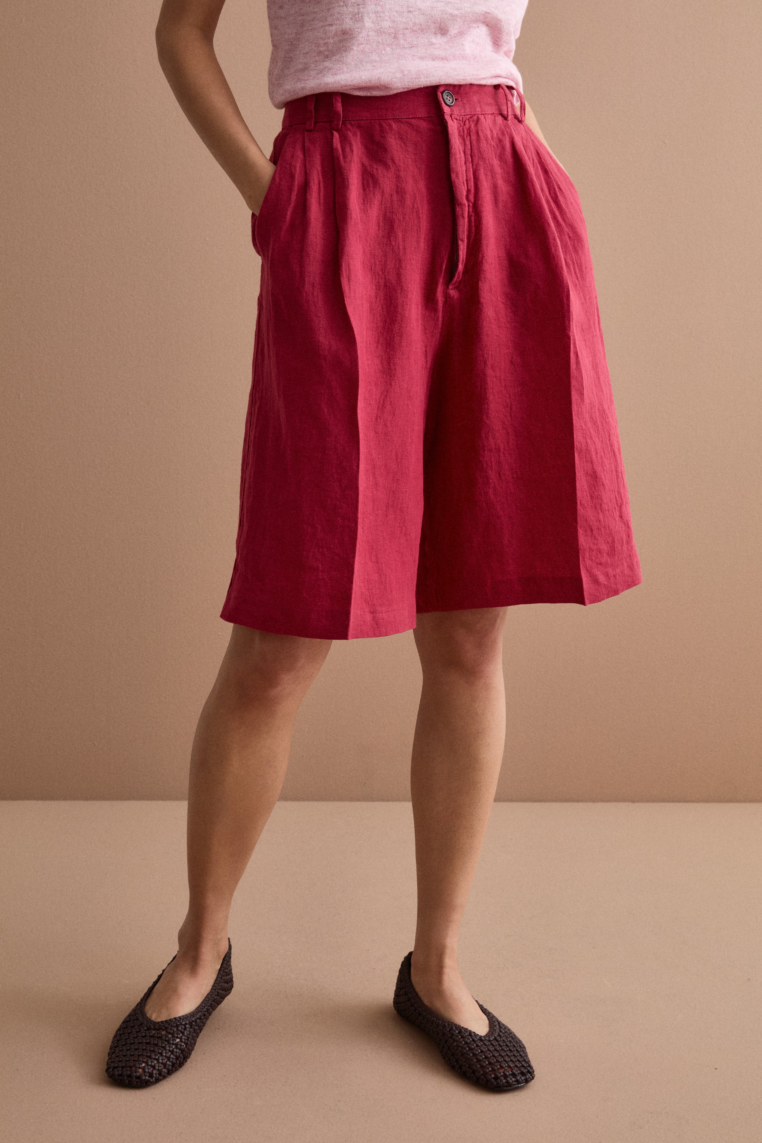 Linen Jorts with Pleats - Burgundy