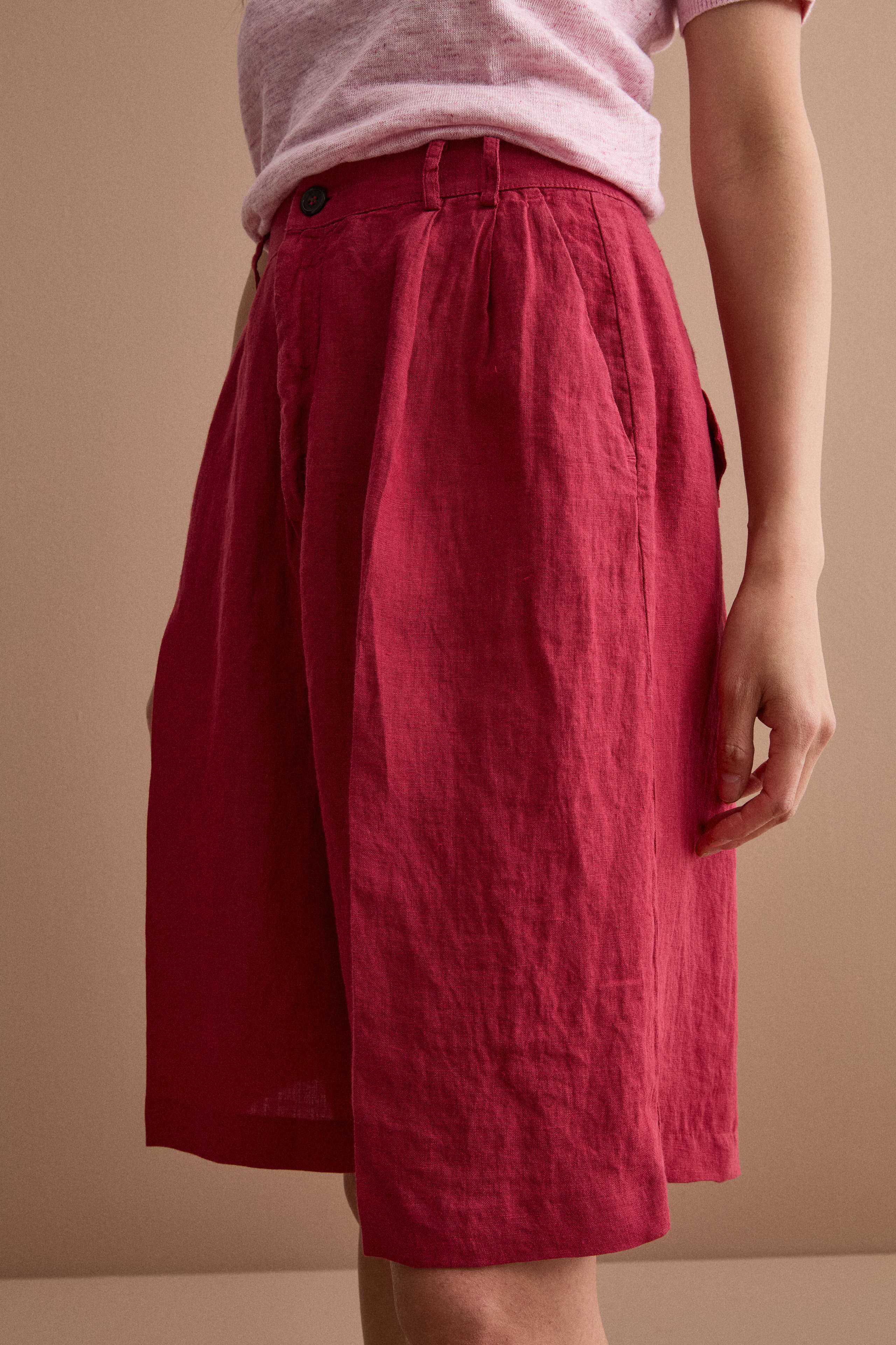 Linen Jorts with Pleats - Burgundy