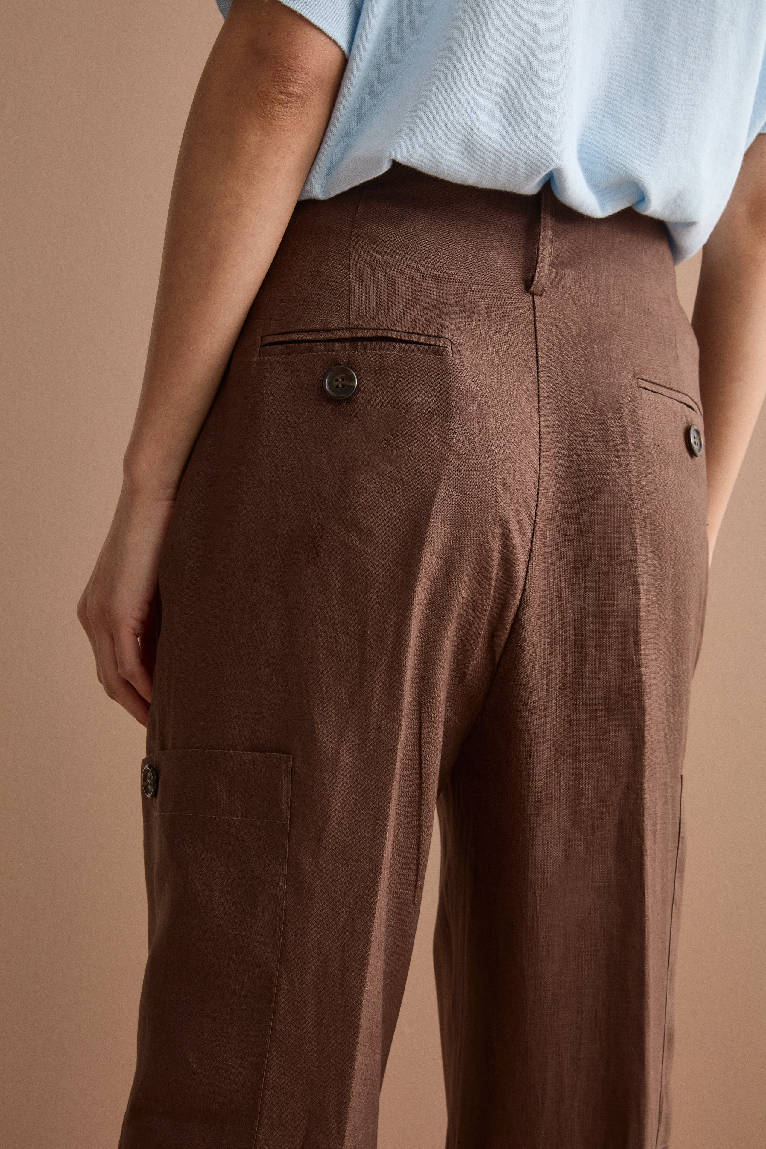 Pantalon cargo en lin à pinces - Marron foncé