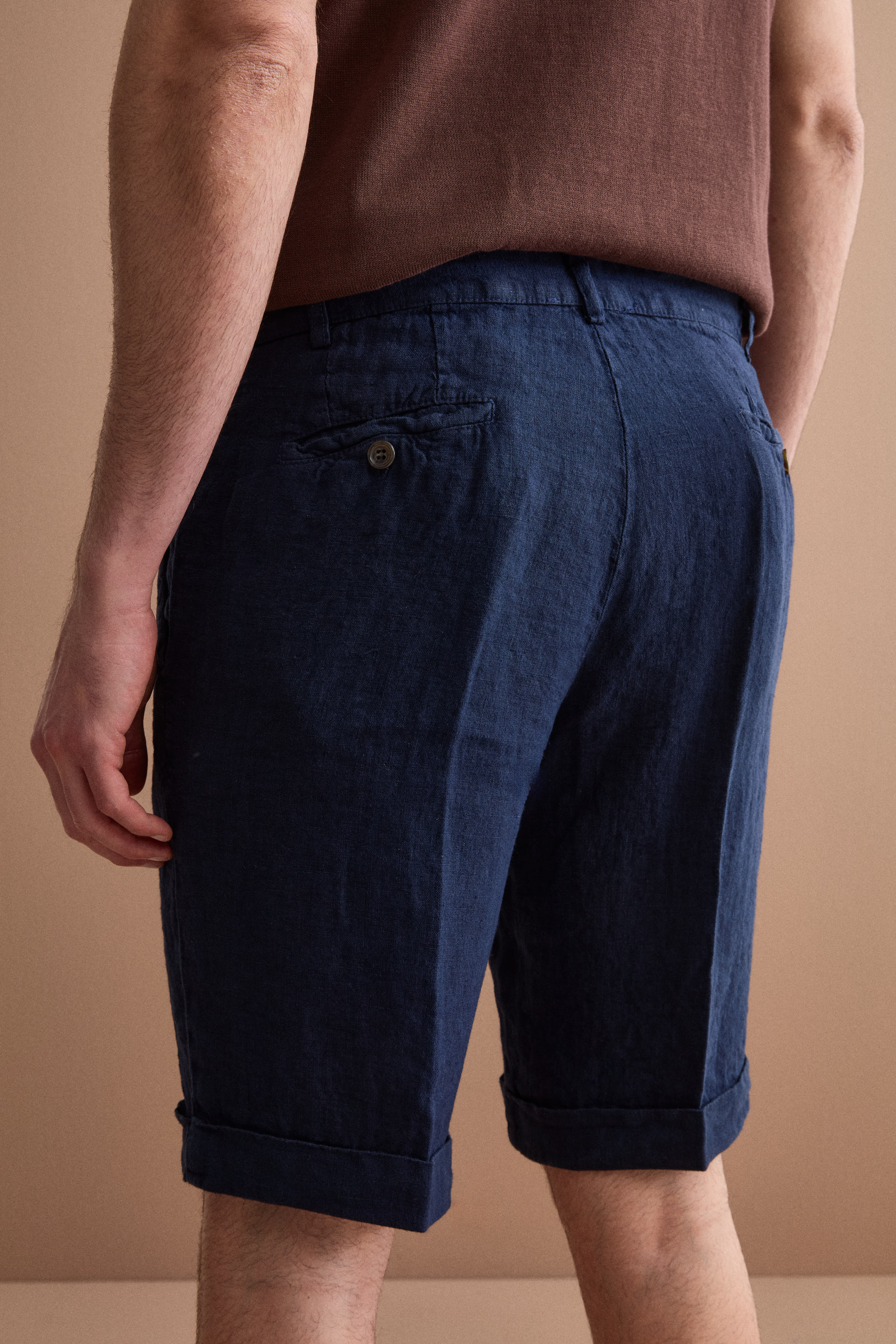 Men’s regular-fit linen bermuda shorts with turn-up hem - BLUE