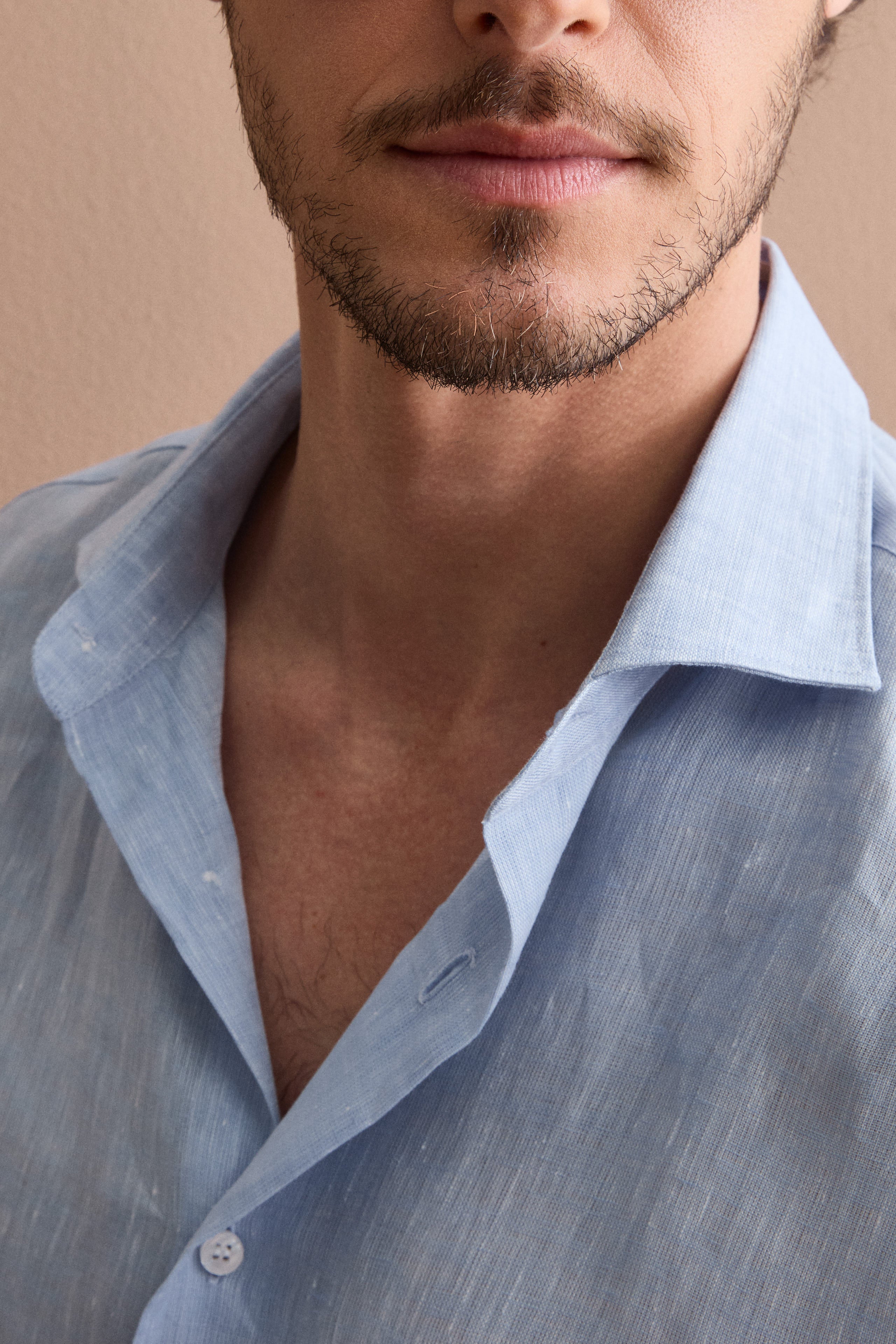 Men’s casual slim-fit linen shirt - Light blue