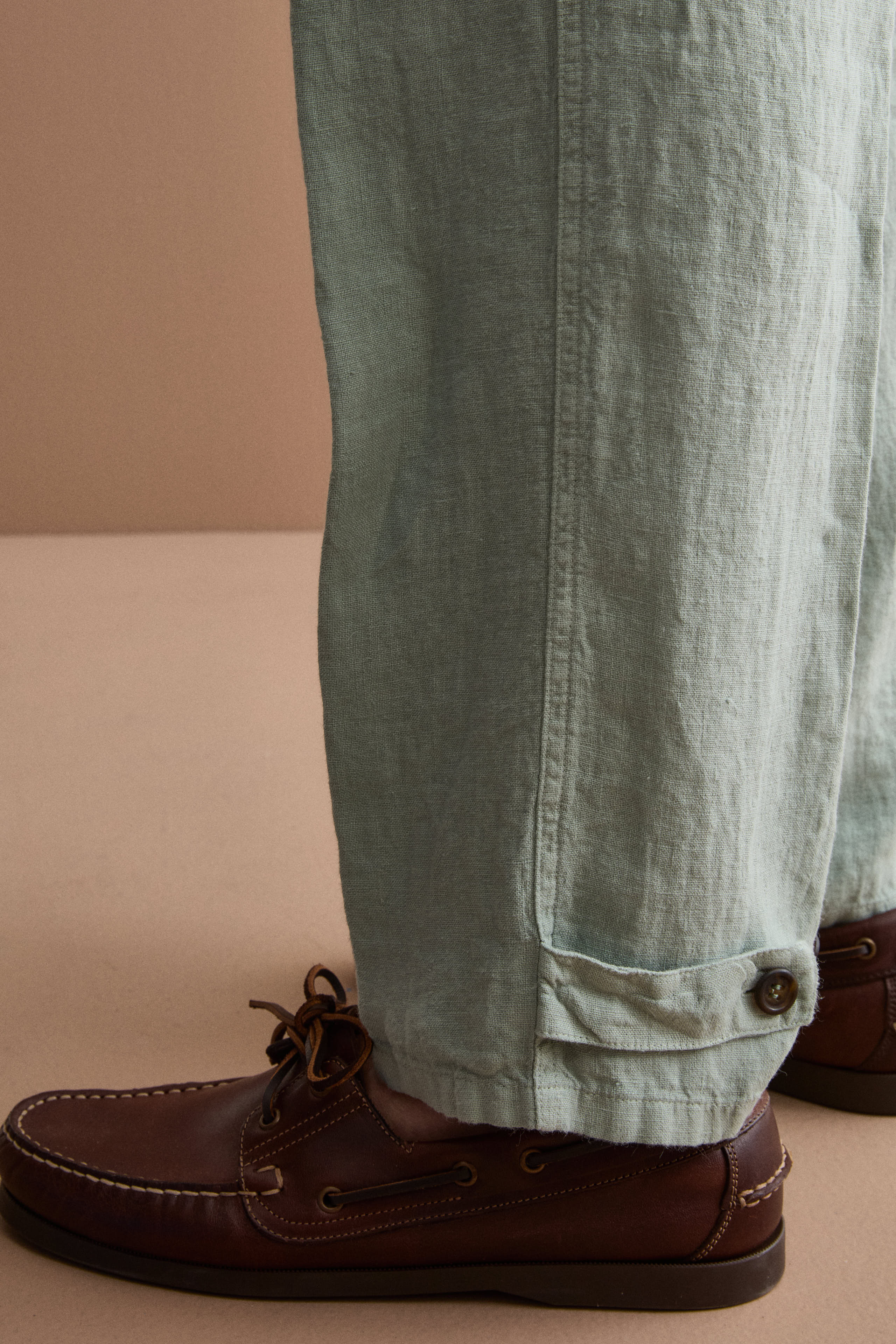 Straight-Linen-Hose mit Taschen und verstellbarem Beinabschluss - GRÜN
