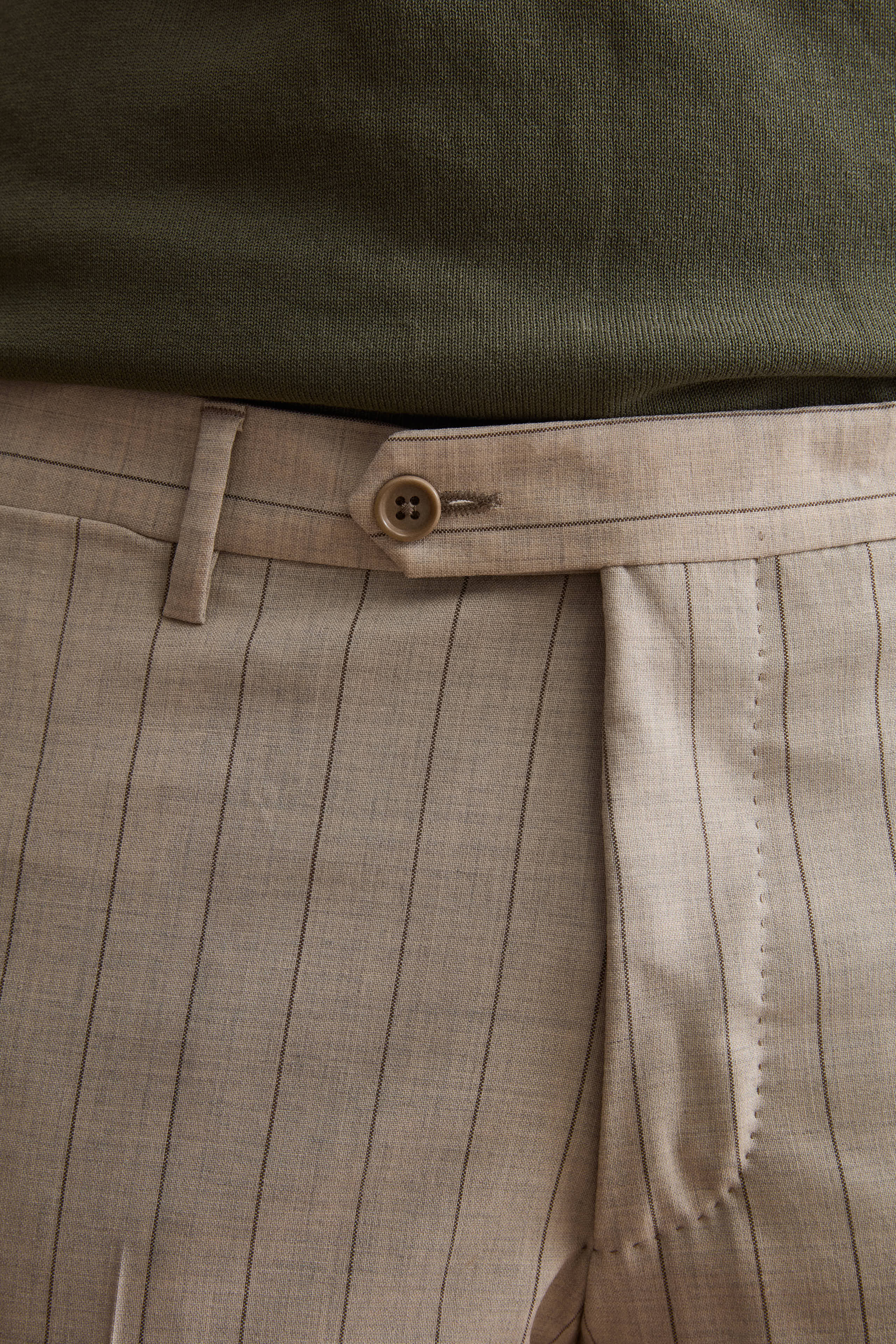 Men’s slim-fit pinstripe virgin wool suit - Beige pinstripe