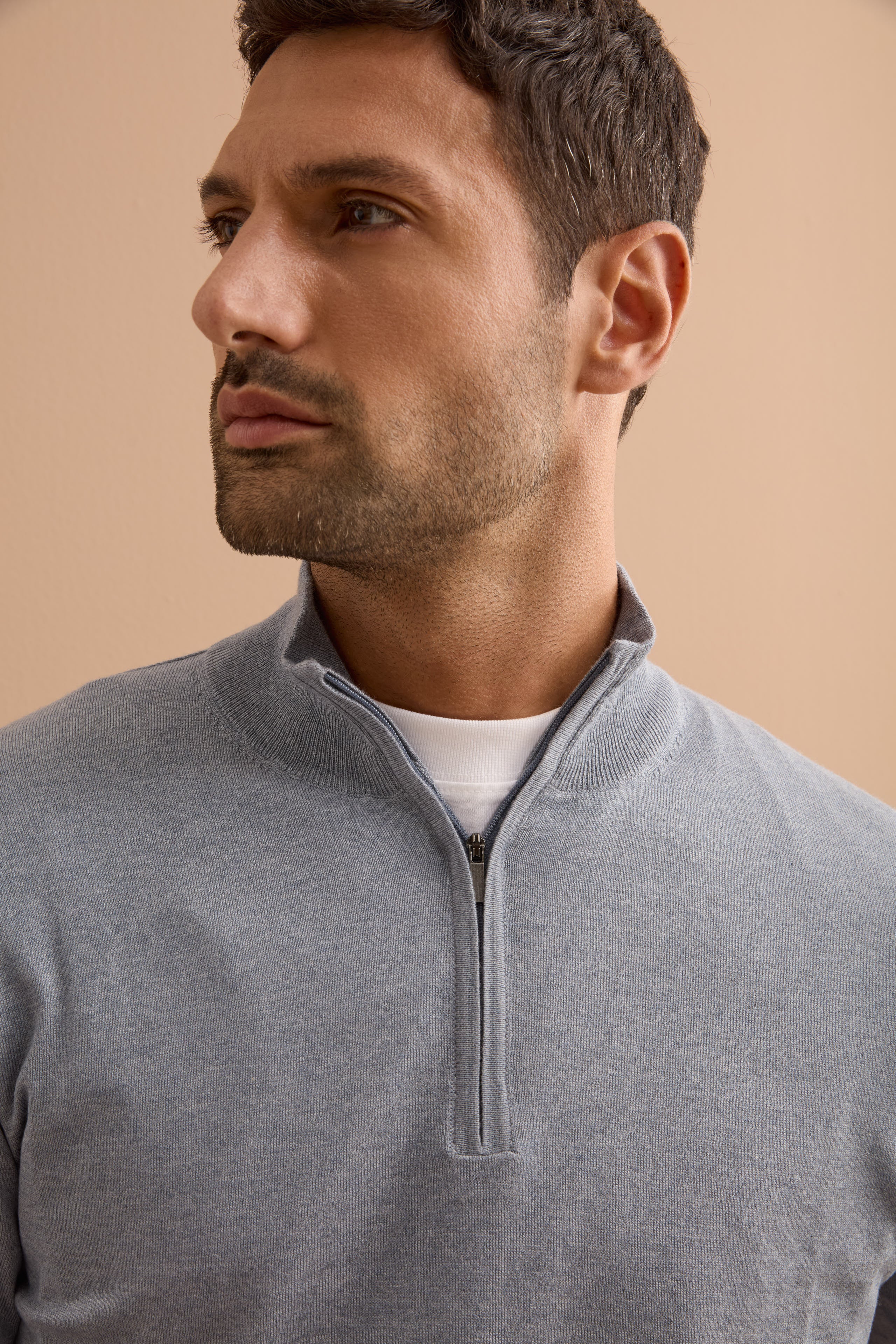 Herren-Stehkragenpullover mit halbem Reißverschluss aus Seide und Kaschmir - GRAU