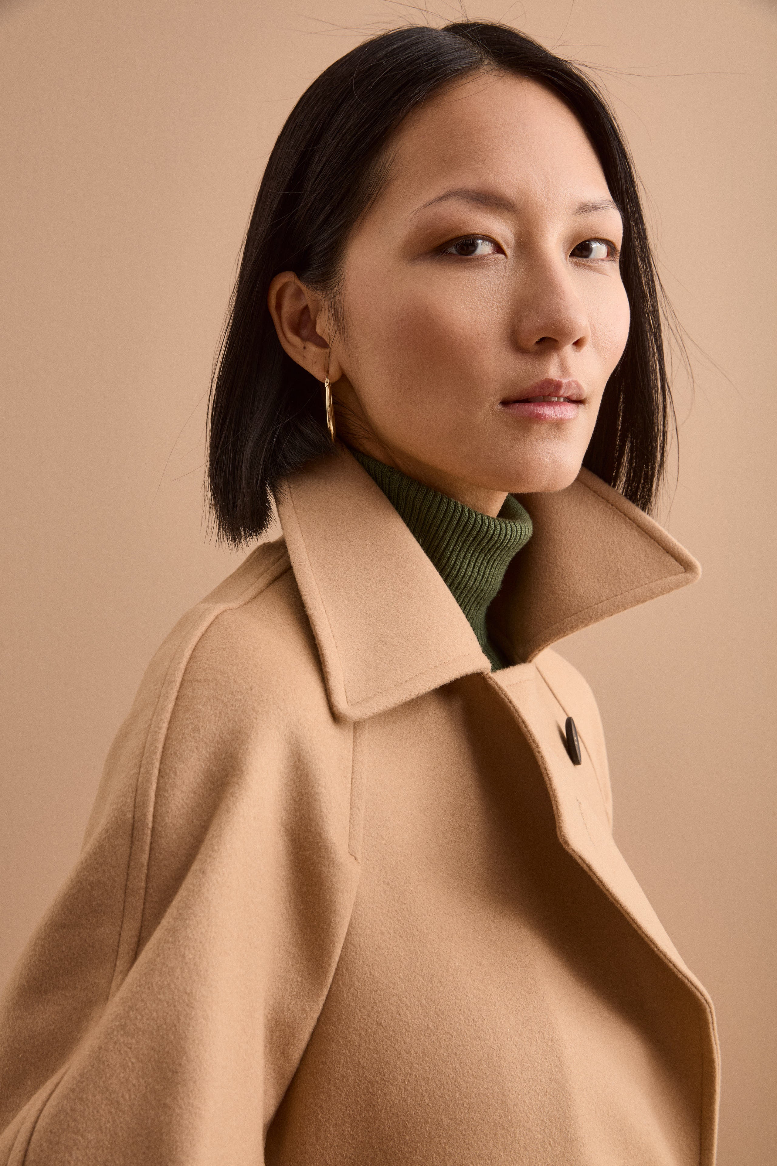 Lined Double-Breasted Coat in Wool and Cashmere - Camel