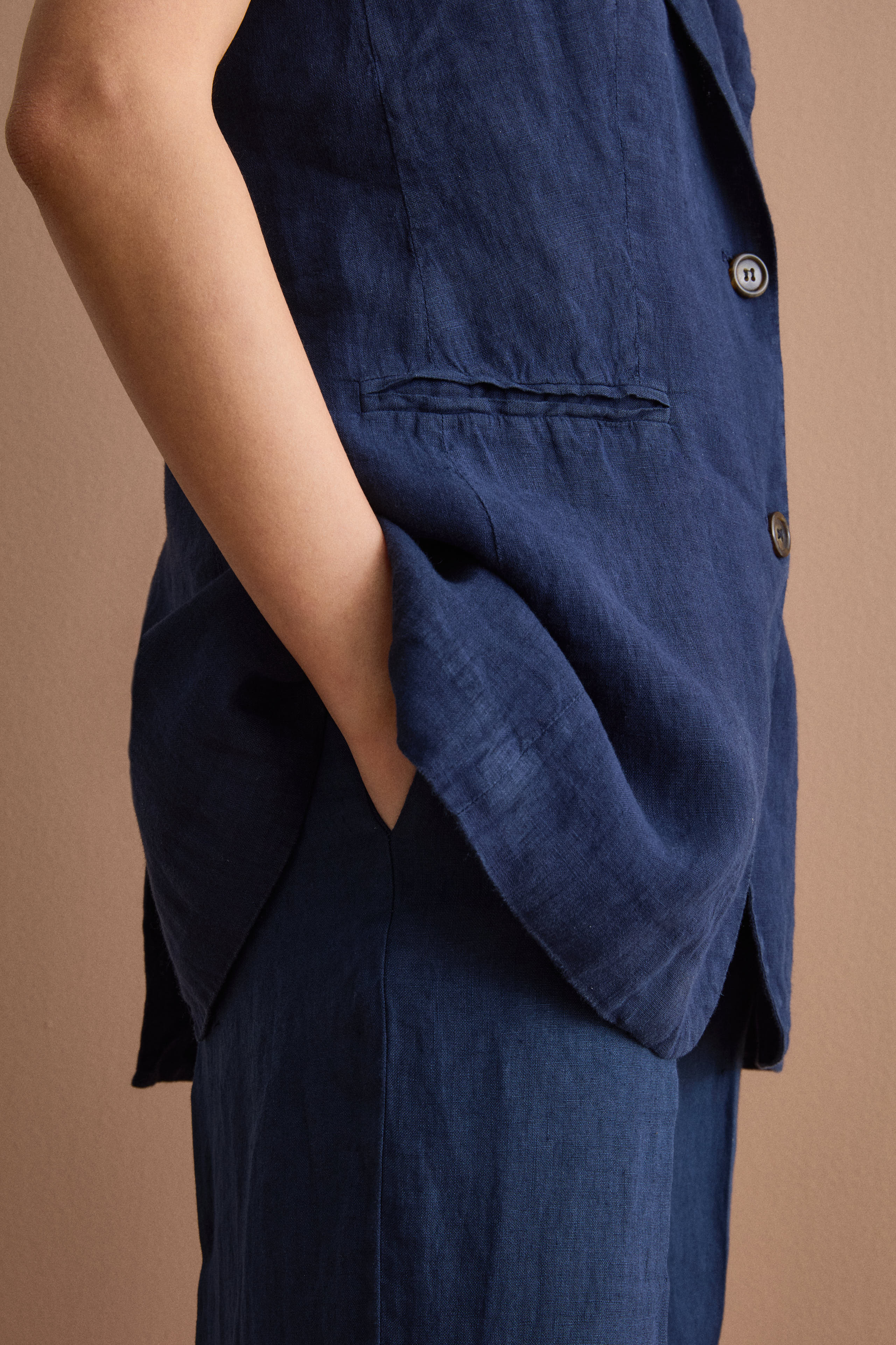 Ungefütterte Leinenweste mit klassischem Revers - Marineblau