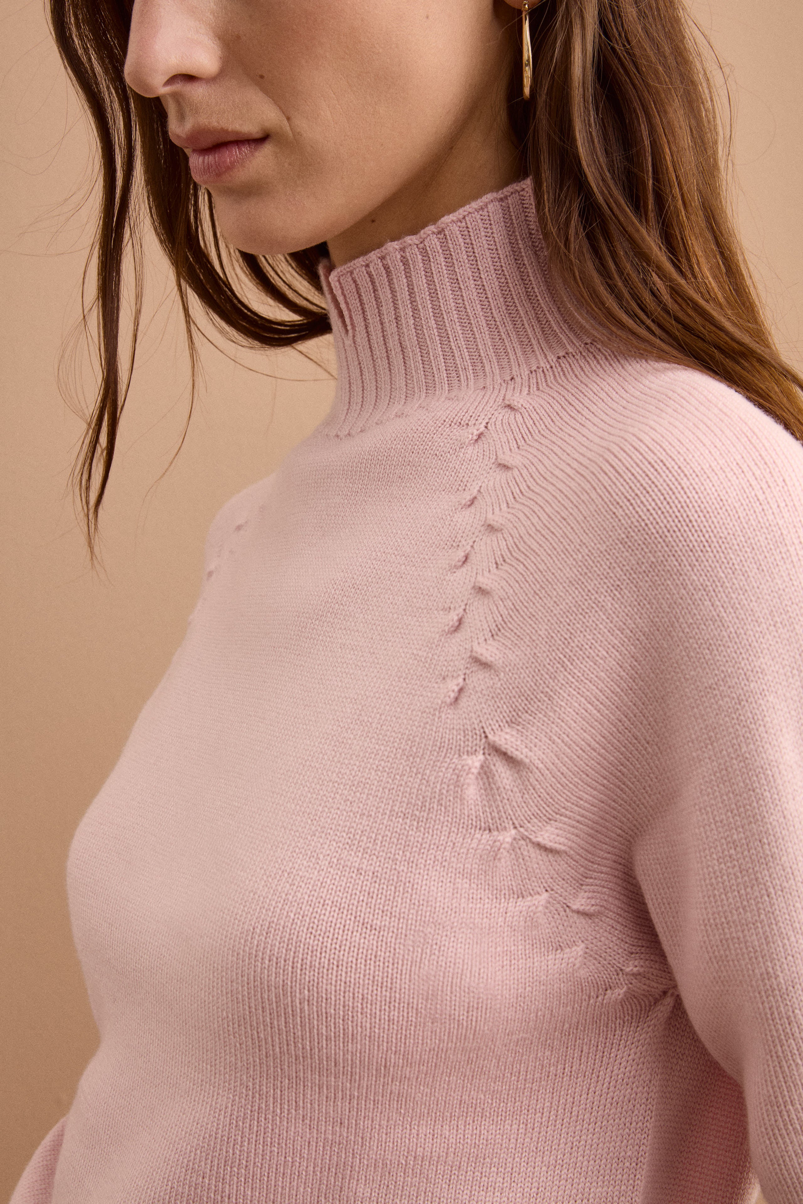 Merinowolle-Stehkragenpullover mit Schlitz und Raglanärmeln - Rosa