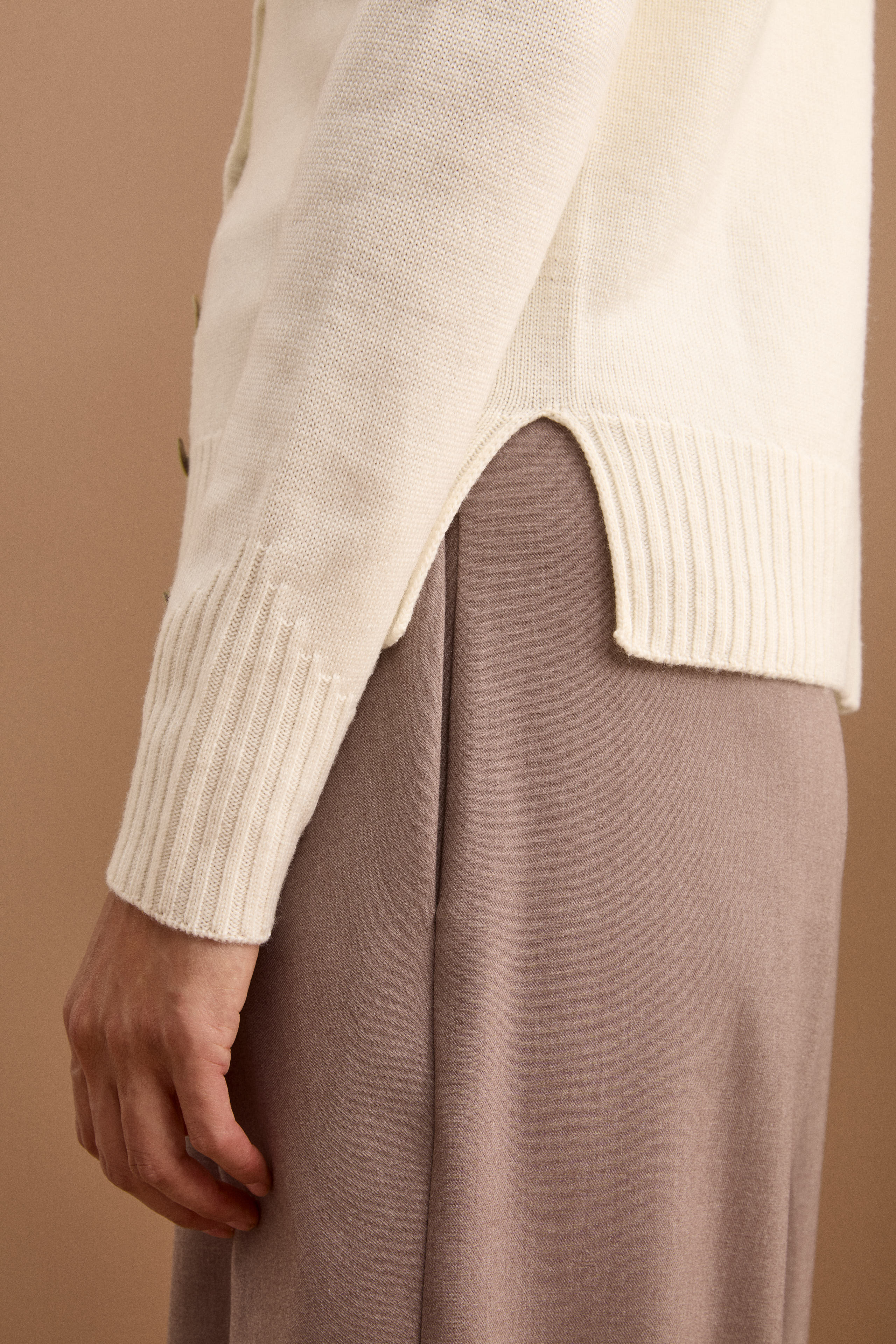 Merino Wool V-Neck Cardigan with Buttons - ECRU
