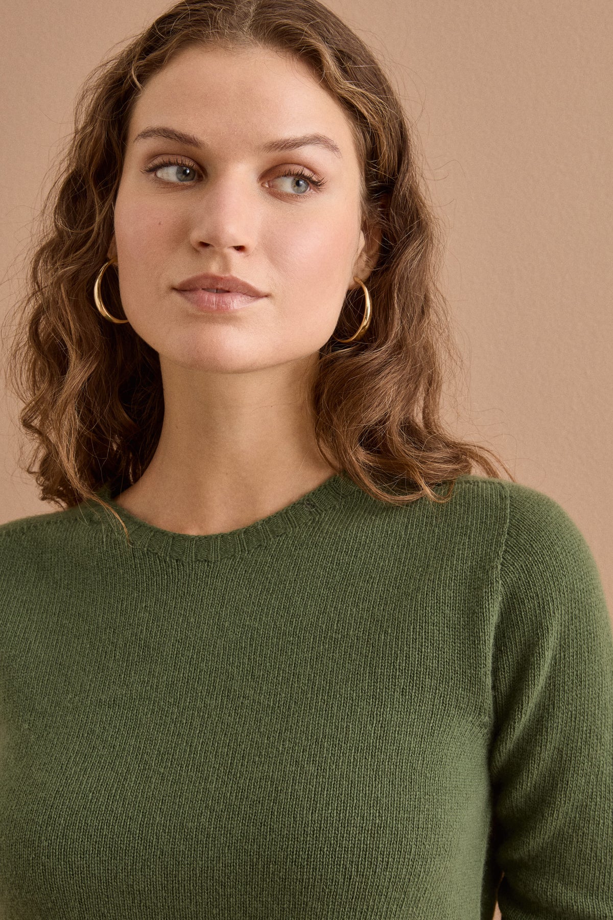 Women’s Merino Wool Crew-Neck Sweater - Military green