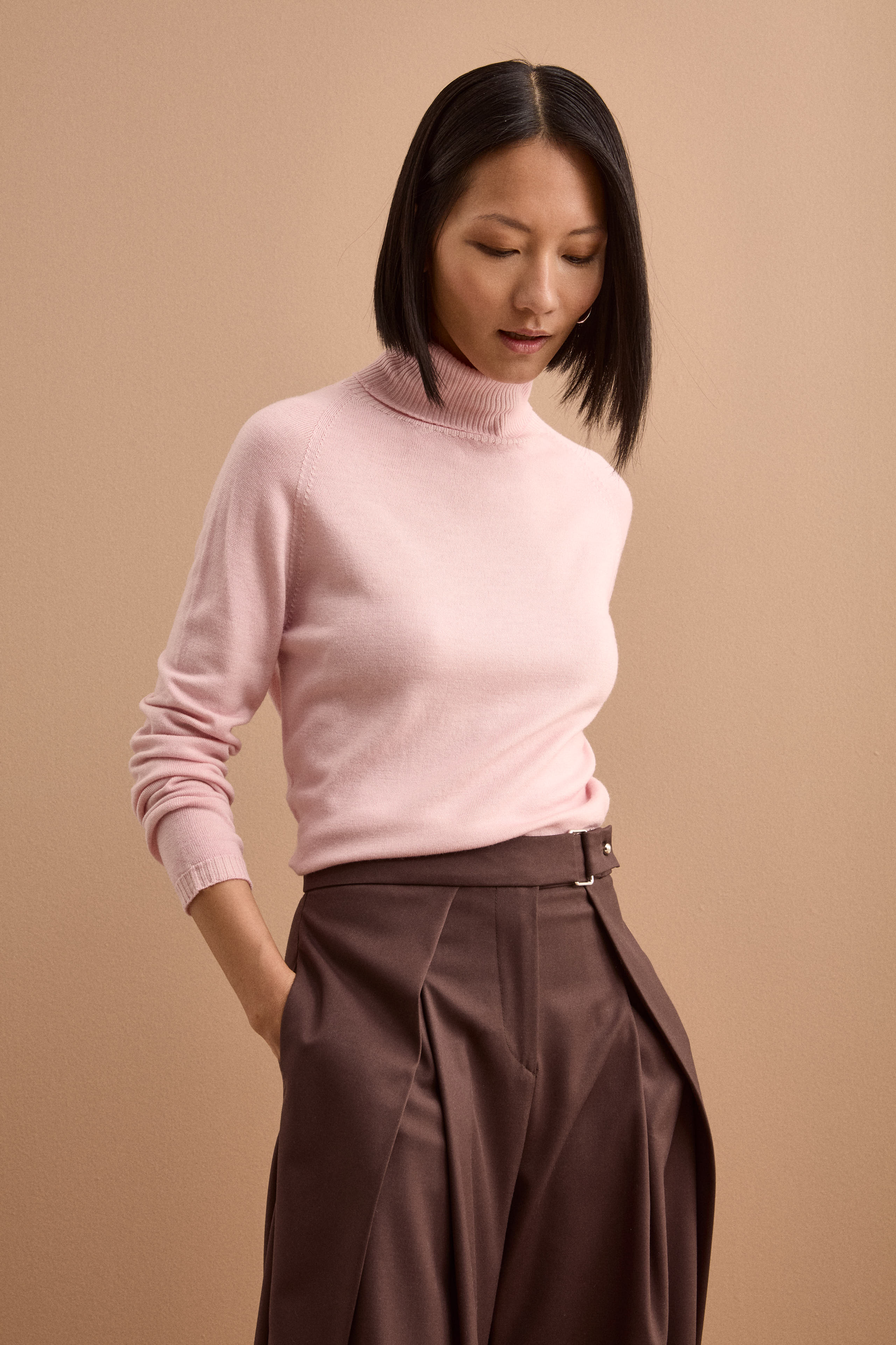 Virgin Wool Raglan Roll-Neck Sweater - Pink