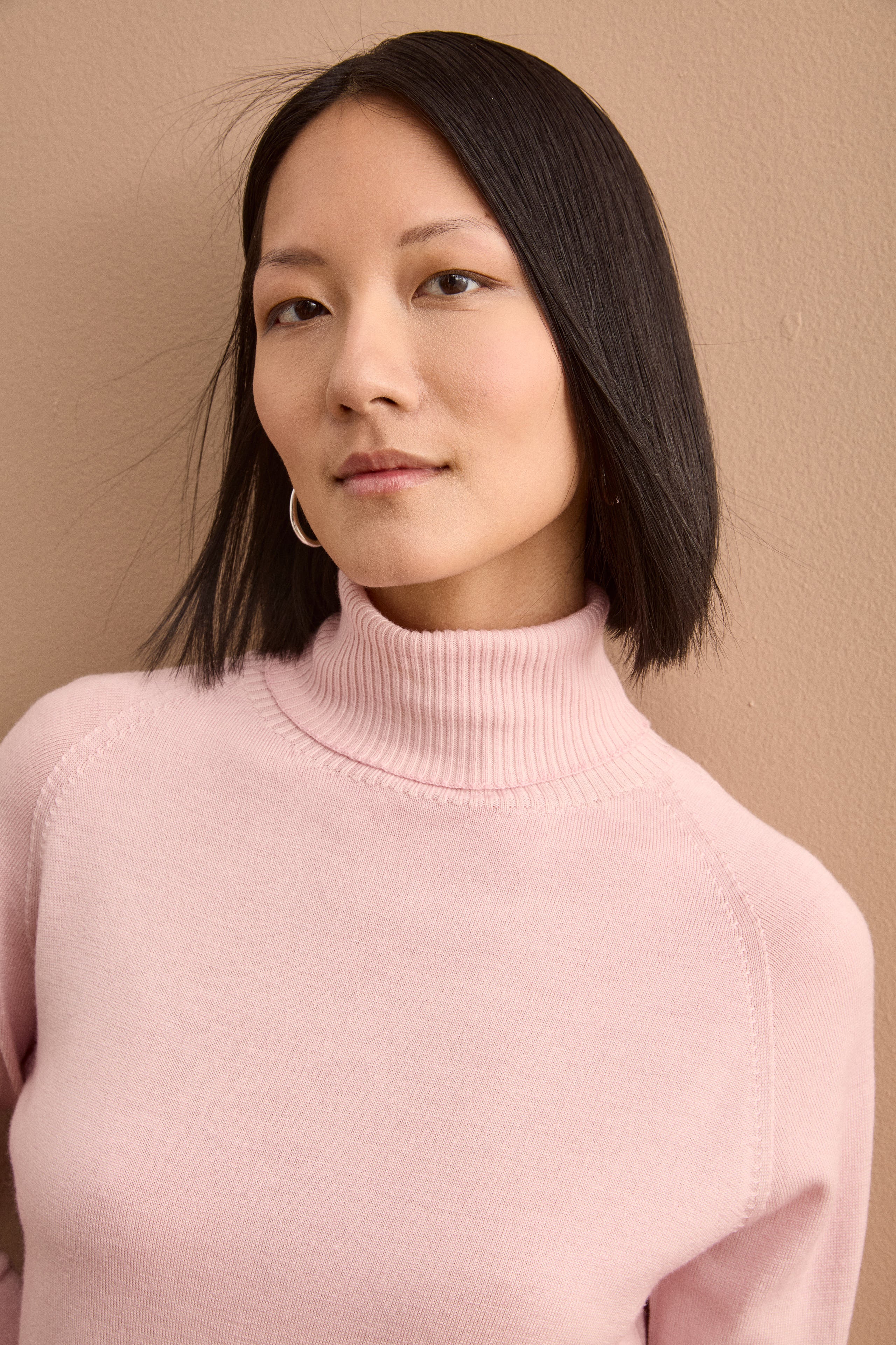 Virgin Wool Raglan Roll-Neck Sweater - Pink