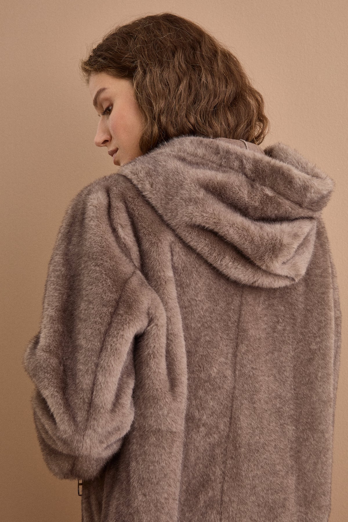 Pelliccia Reversibile con Zip e Cappuccio - GRIGIO
