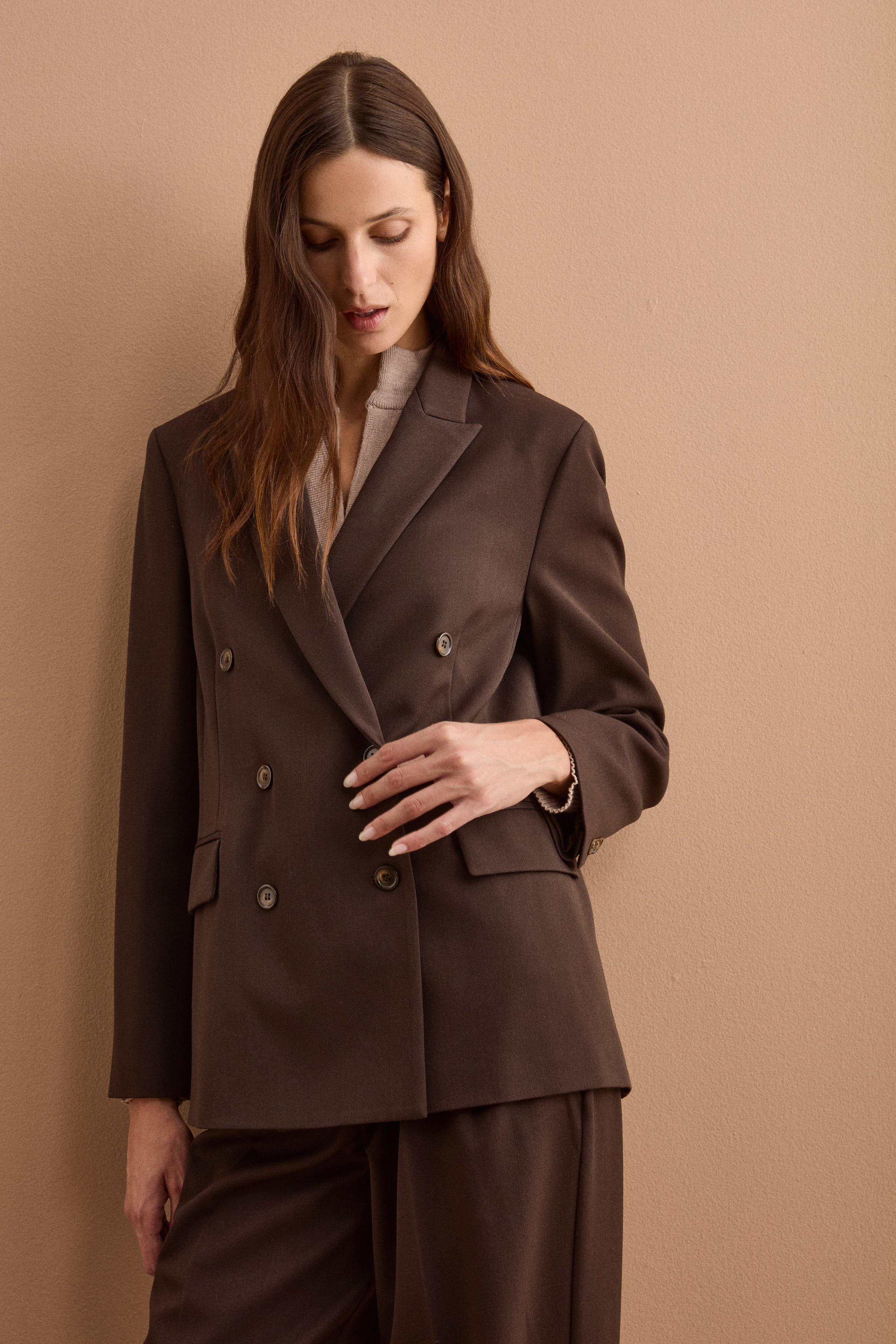 Gefütterter zweireihiger Blazer mit Spitzrevers - Dunkelbraun