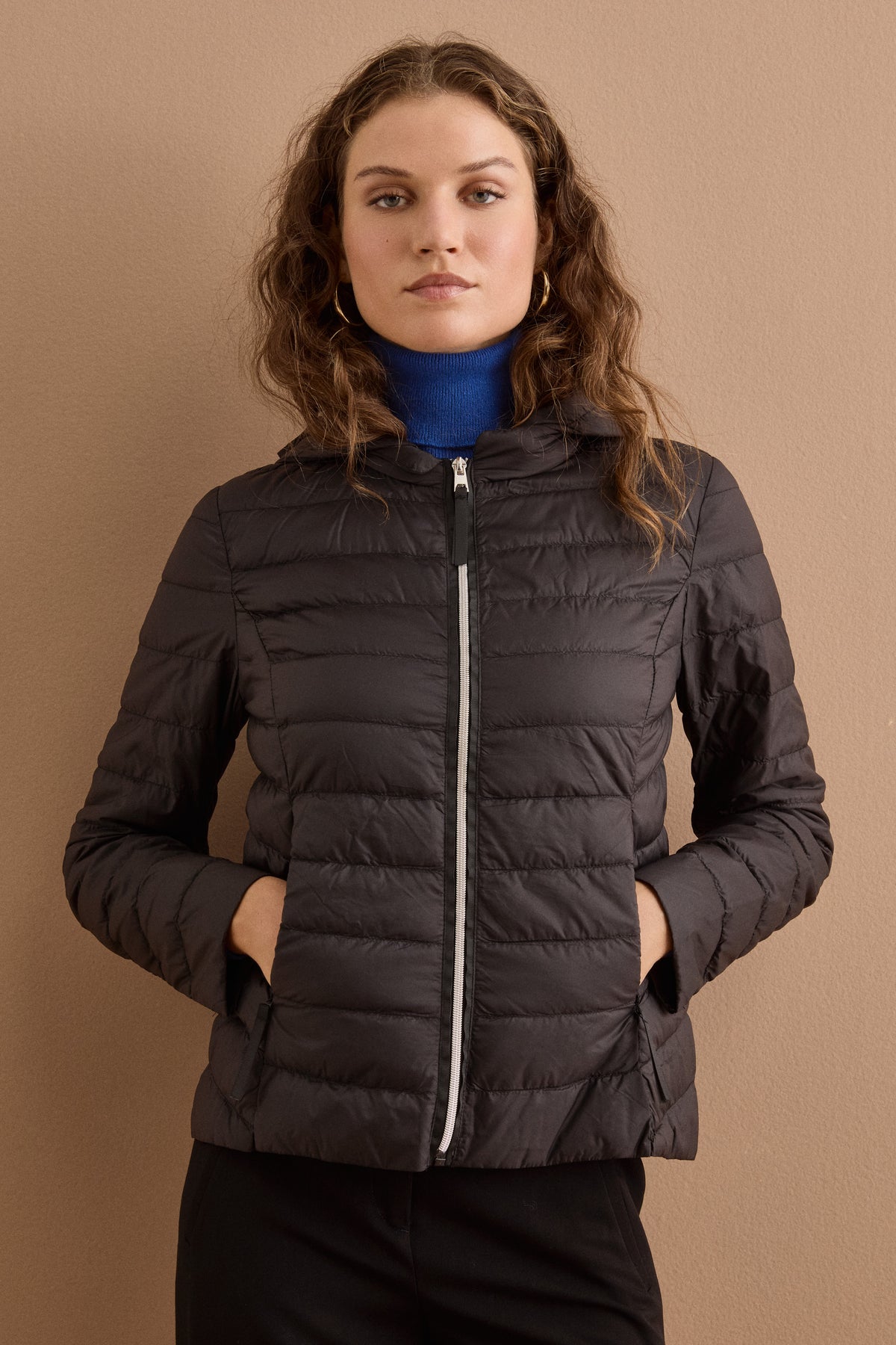 Piumino Regular Fit con Cappuccio Removibile - NERO