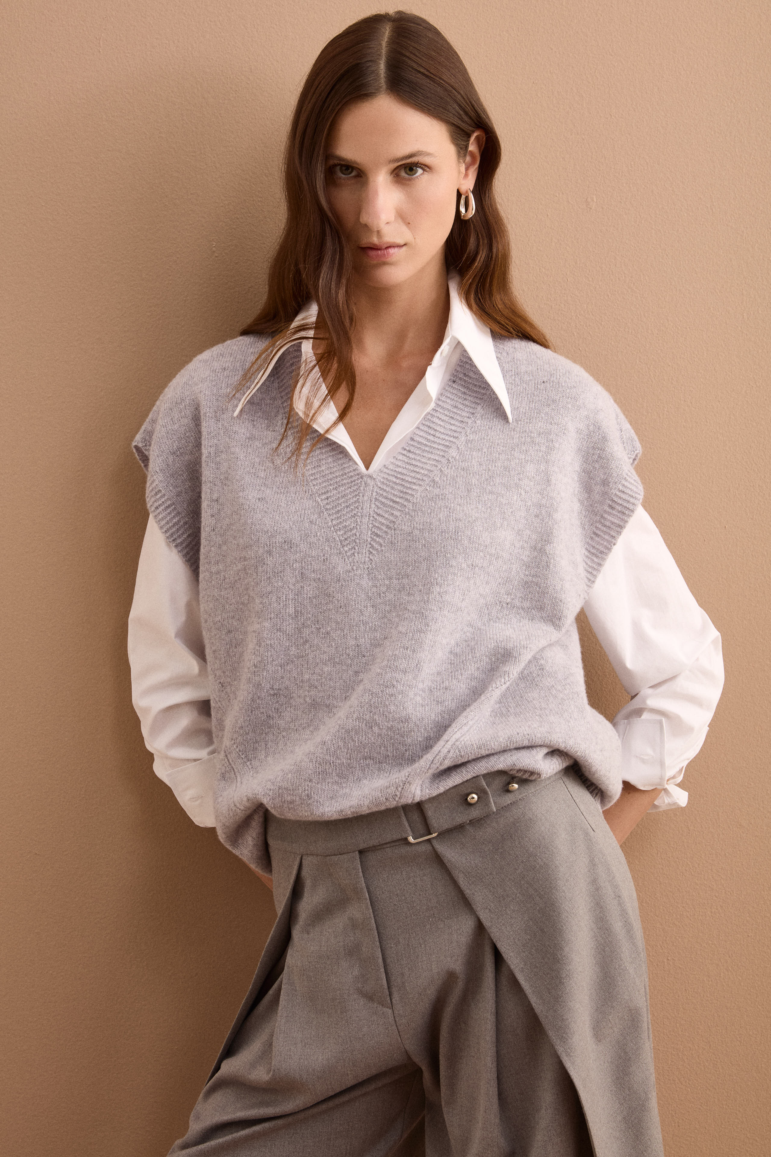 Oversized Super Soft Wool V-Neck Vest - GREY