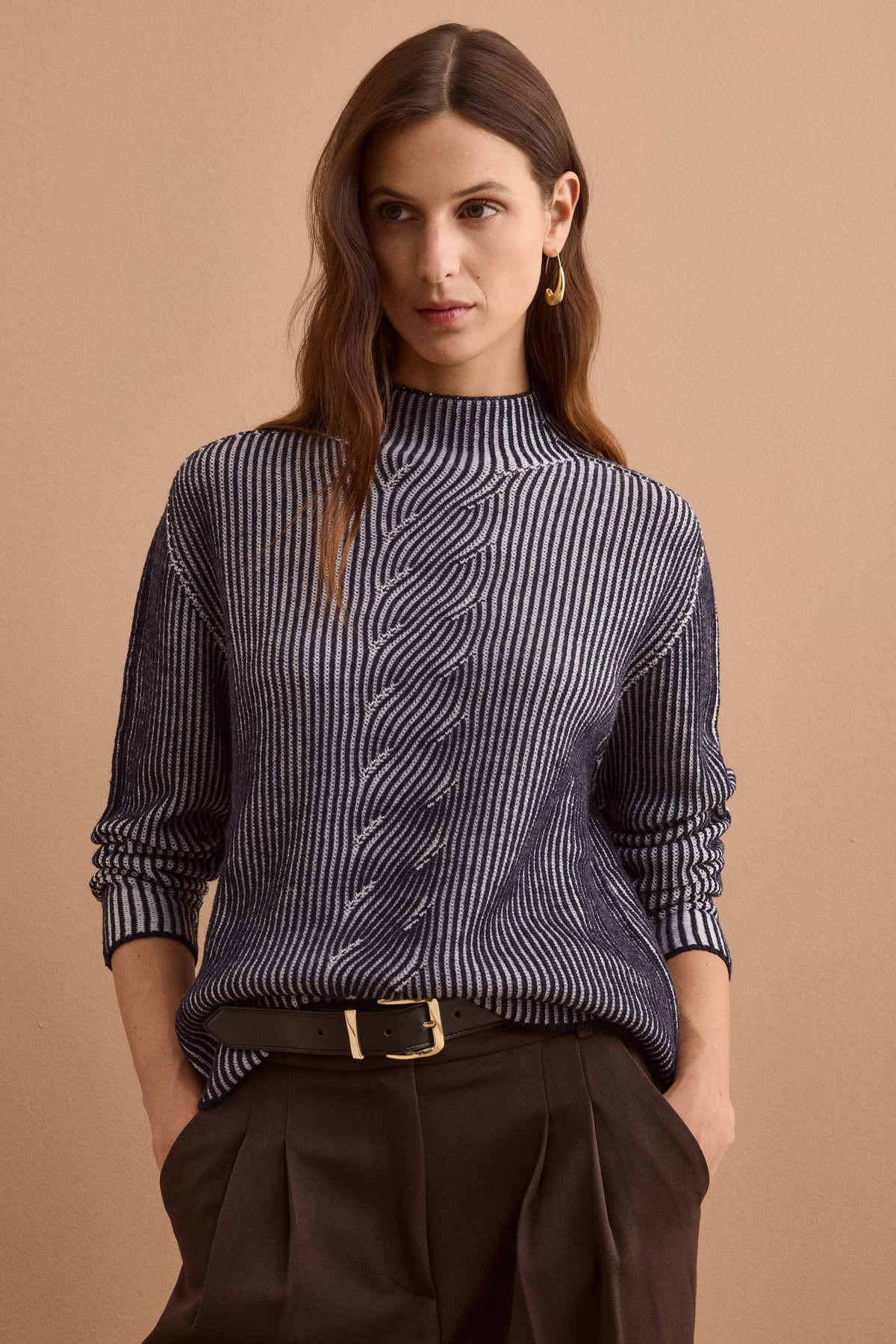 Vanisé Cable-Knit Wool Mock-Neck Jumper - BLUE